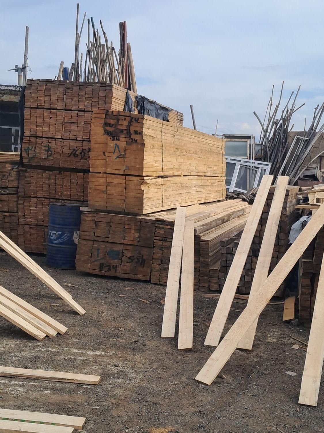 تخته زیرپایی ۳متری ۴متری خرچی بنایی نما|مصالح و تجهیزات ساختمان|تبریز, |دیوار