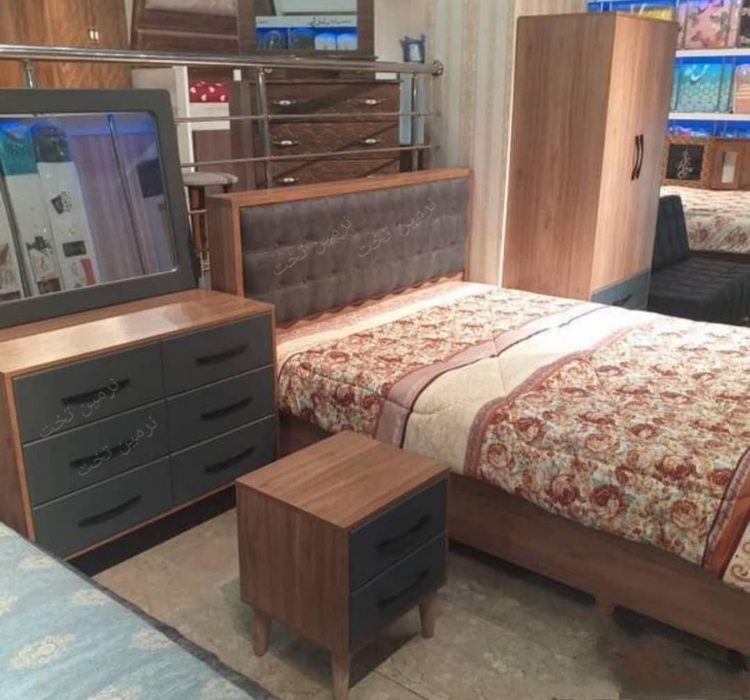 تخت خواب دونفره ویدا|تخت و سرویس خواب|کرج, ساسانی (قلمستان)|دیوار
