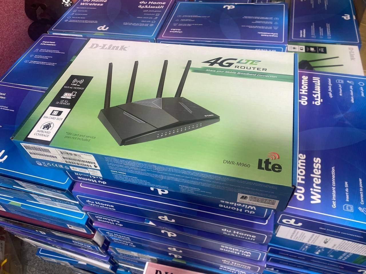 مودم و روتر D-Link M960 چهار آنتن با گارانتی|مودم و تجهیزات شبکه|شیراز, خلدبرین|دیوار