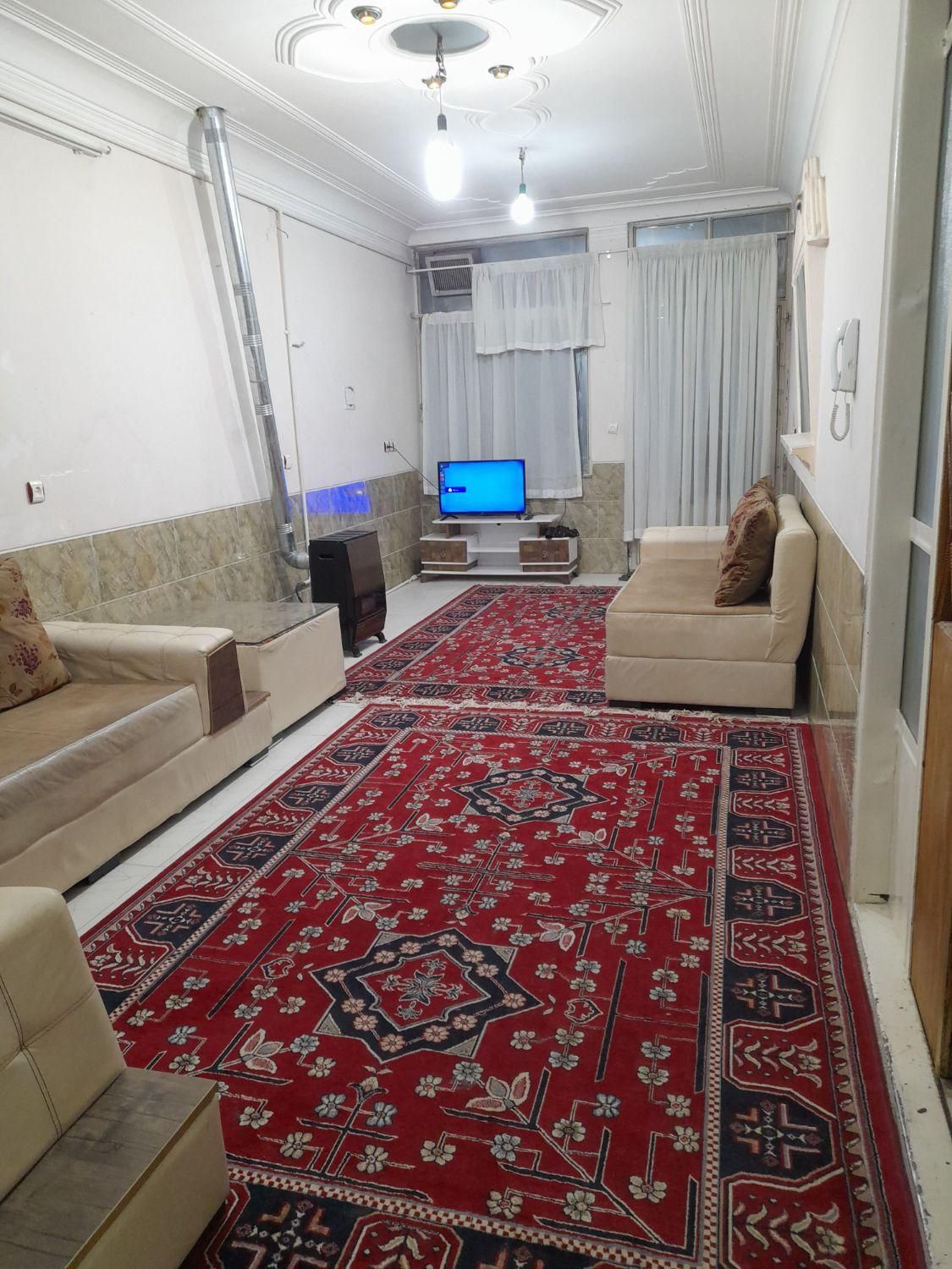 اجاره آپارتمان روزانه|اجارهٔ کوتاه‌مدت آپارتمان و سوئیت|کرمان, |دیوار