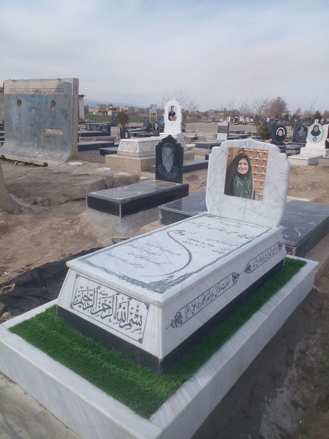 سنگ مزار قبر|عمده‌فروشی|مشهد, آبادگران|دیوار