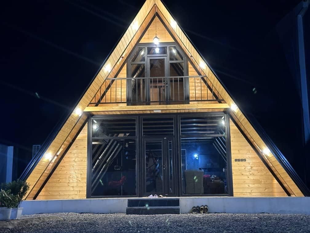 کلبه سویسی استخردار نوساز|اجارهٔ کوتاهمدت ویلا و باغ|رشت, امین الضرب|دیوار