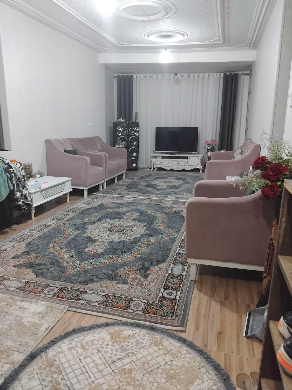 فروش خانه ویلایی ۹۵ متری /۲ خوابه /توشیبا/گیل|فروش خانه و ویلا|رشت, باهنر|دیوار