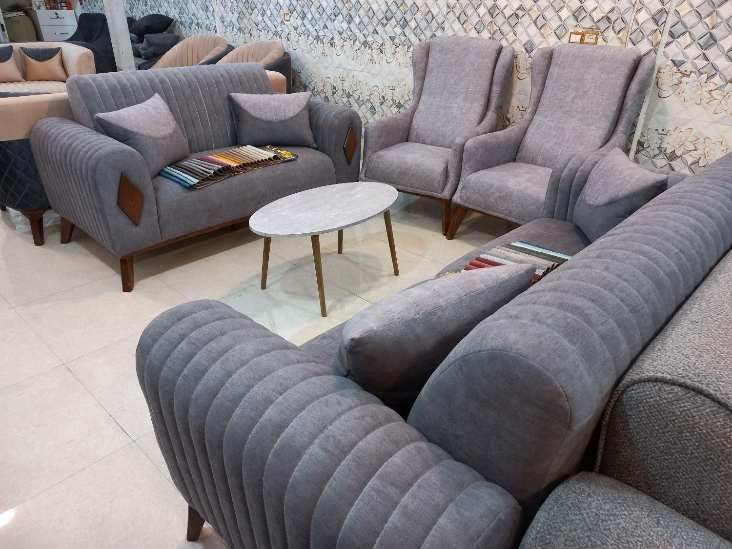 مبل راحتی یونیک|مبلمان خانگی و میز عسلی|مشهد, نوید|دیوار