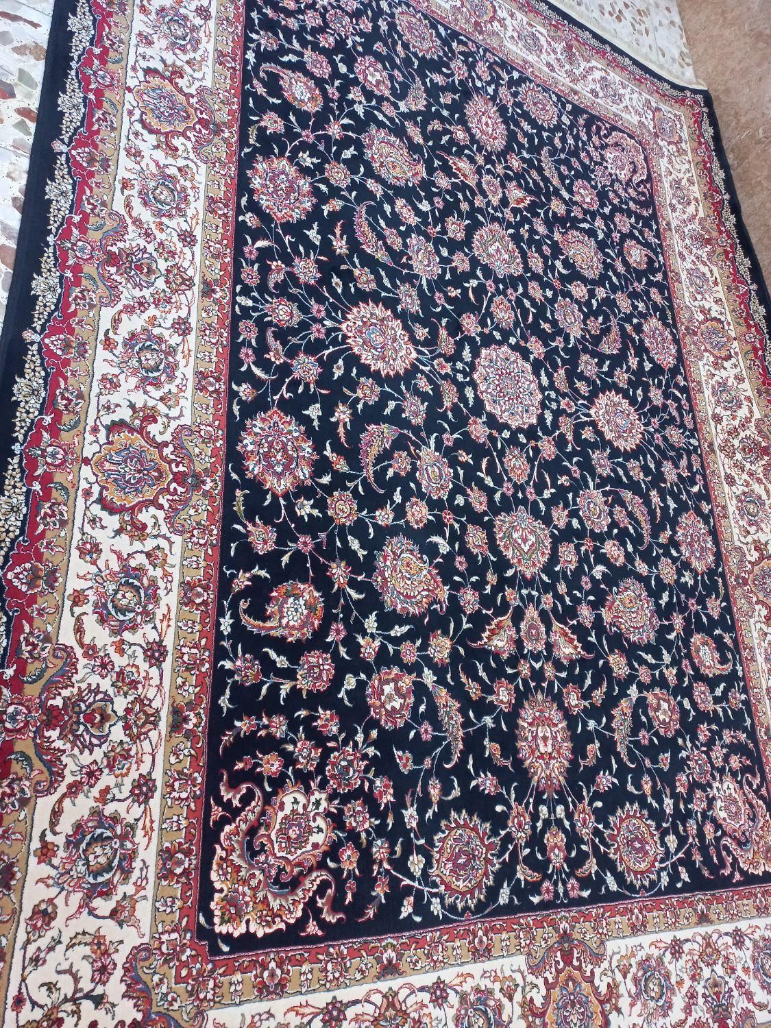 یک تخته فرش ۹متری سالم ۱سال خریدم نو تمیز|فرش|قائم‌شهر, |دیوار