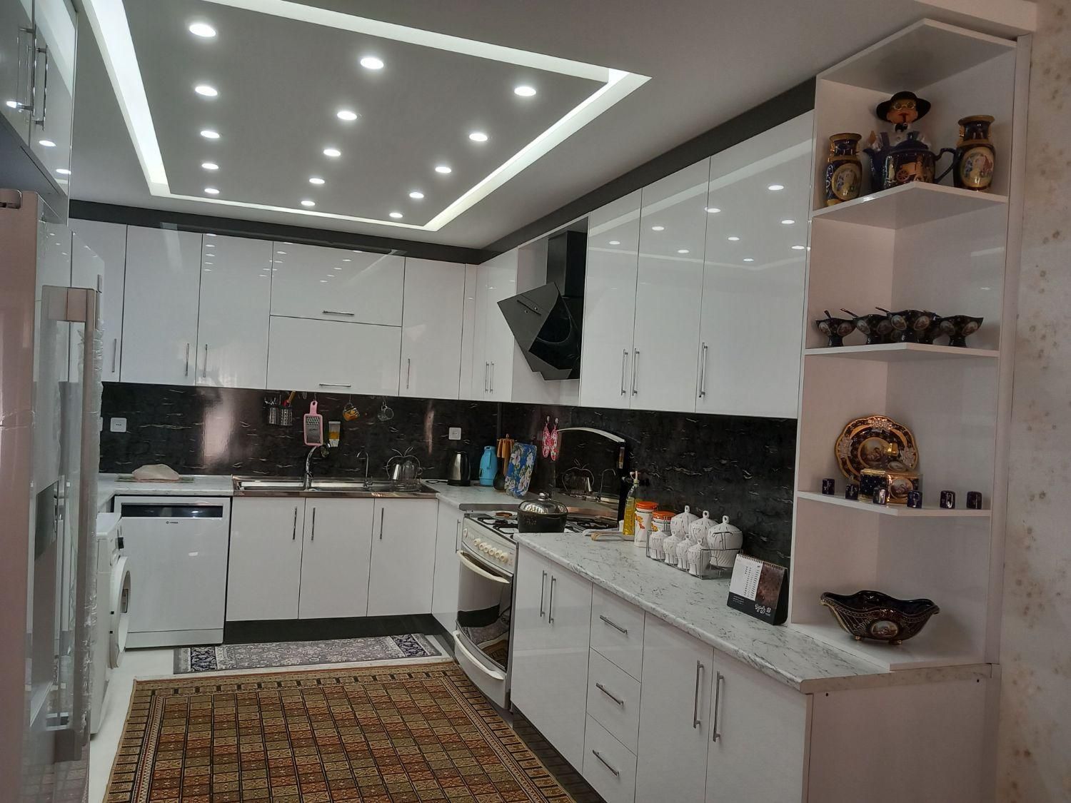 کابینت، هایگلاس، ام دی اف،آماده ، نیمه سفارشی|مصالح و تجهیزات ساختمان|اصفهان, باغ فدک|دیوار