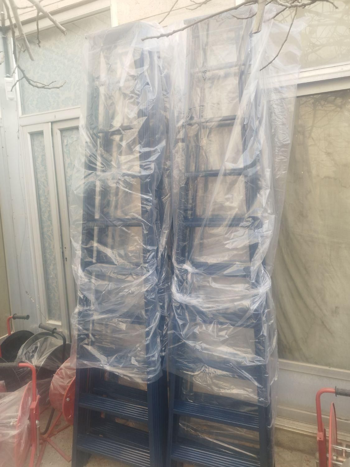 نربان نقاشی زنجیری شفا عمده و خرده|ابزارآلات|اصفهان, خرم|دیوار