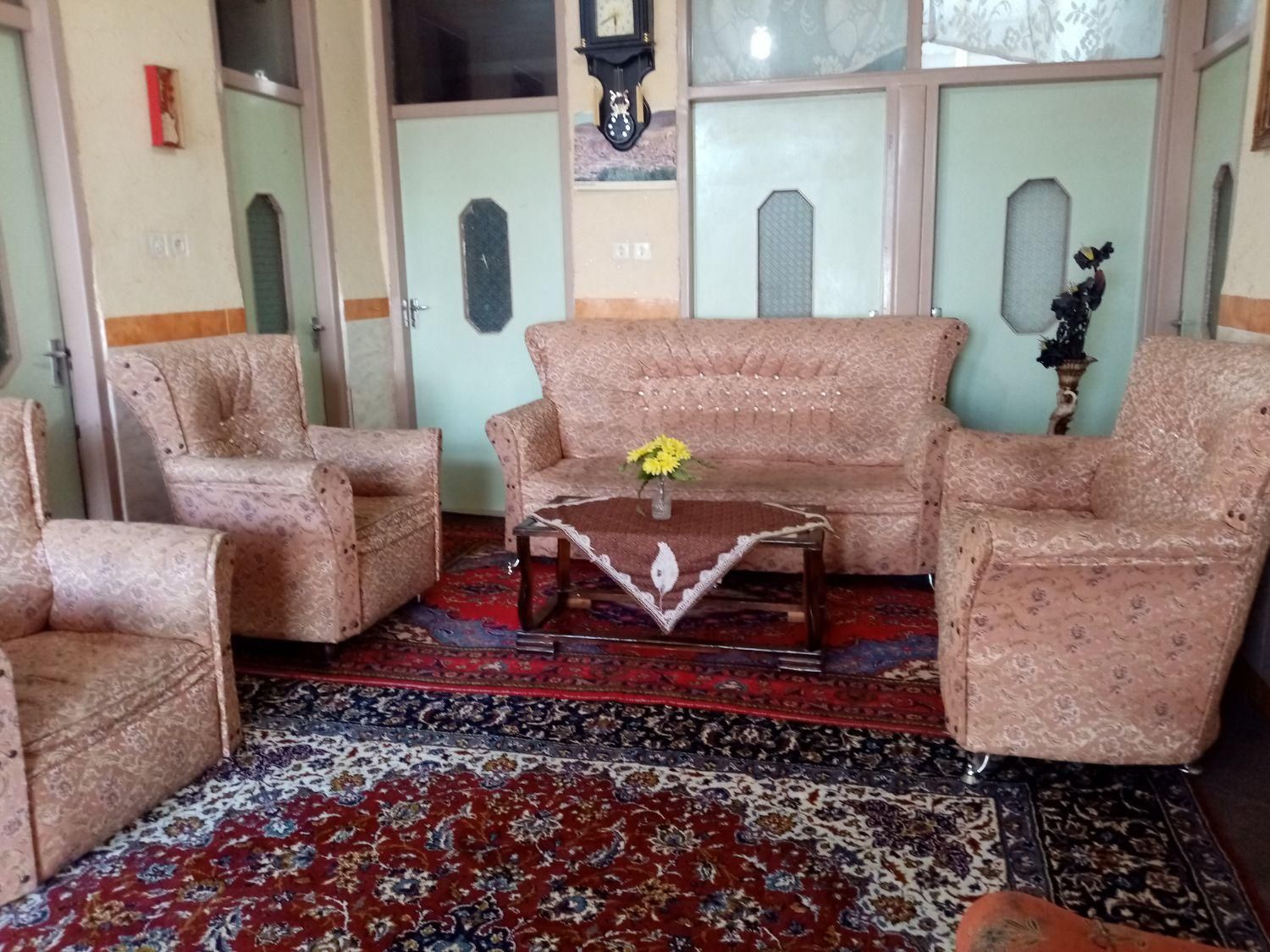 سوییت دربستی در اسکو (نزدیک به کندوان)|اجارهٔ کوتاه‌مدت آپارتمان و سوئیت|سهند, |دیوار