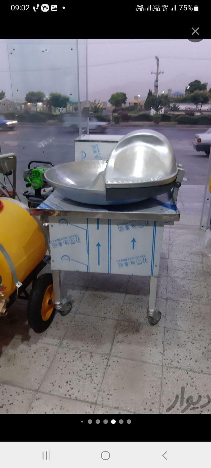 دستگاه خمیرگیر و دستگاه پوست کن گردو یی+سبزی خردکن|خردکن، آسیاب، غذاساز|یاسوج, |دیوار