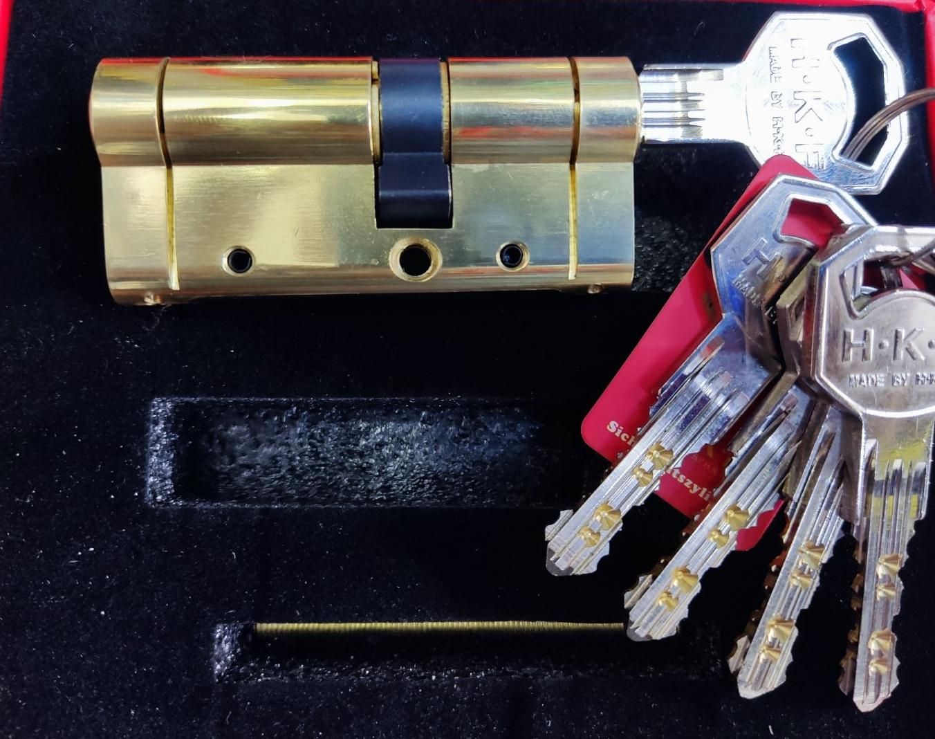 کلیدسازی امیرعلی باز کردن قفل ساخت کلید خودرو|خدمات پیشه و مهارت|شیراز, زرهی|دیوار