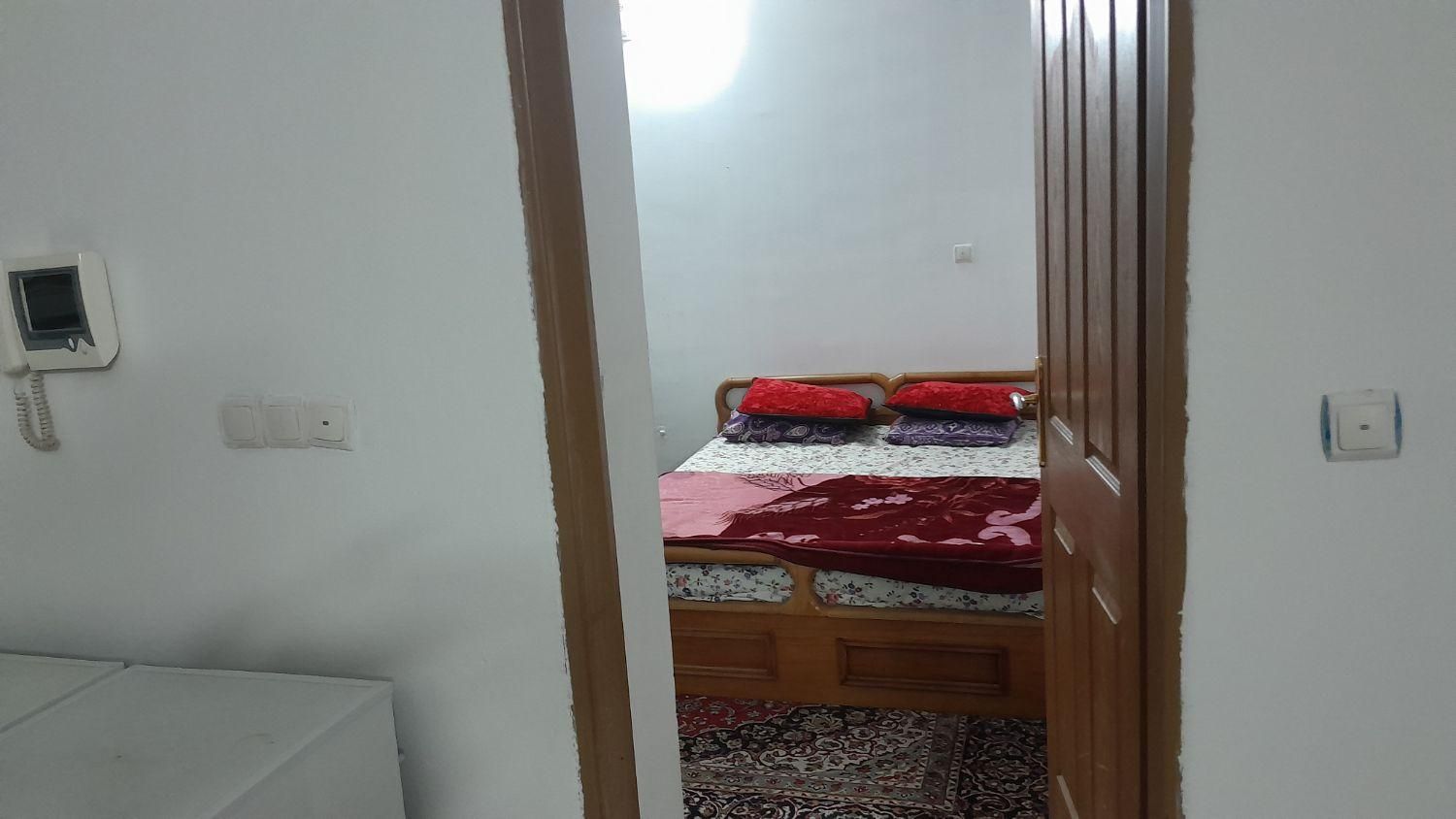 آپارتمان سوئیت منزل خانه کوتاه مدت اجاره ای|اجارهٔ کوتاه‌مدت آپارتمان و سوئیت|اصفهان, کوی ولی عصر|دیوار