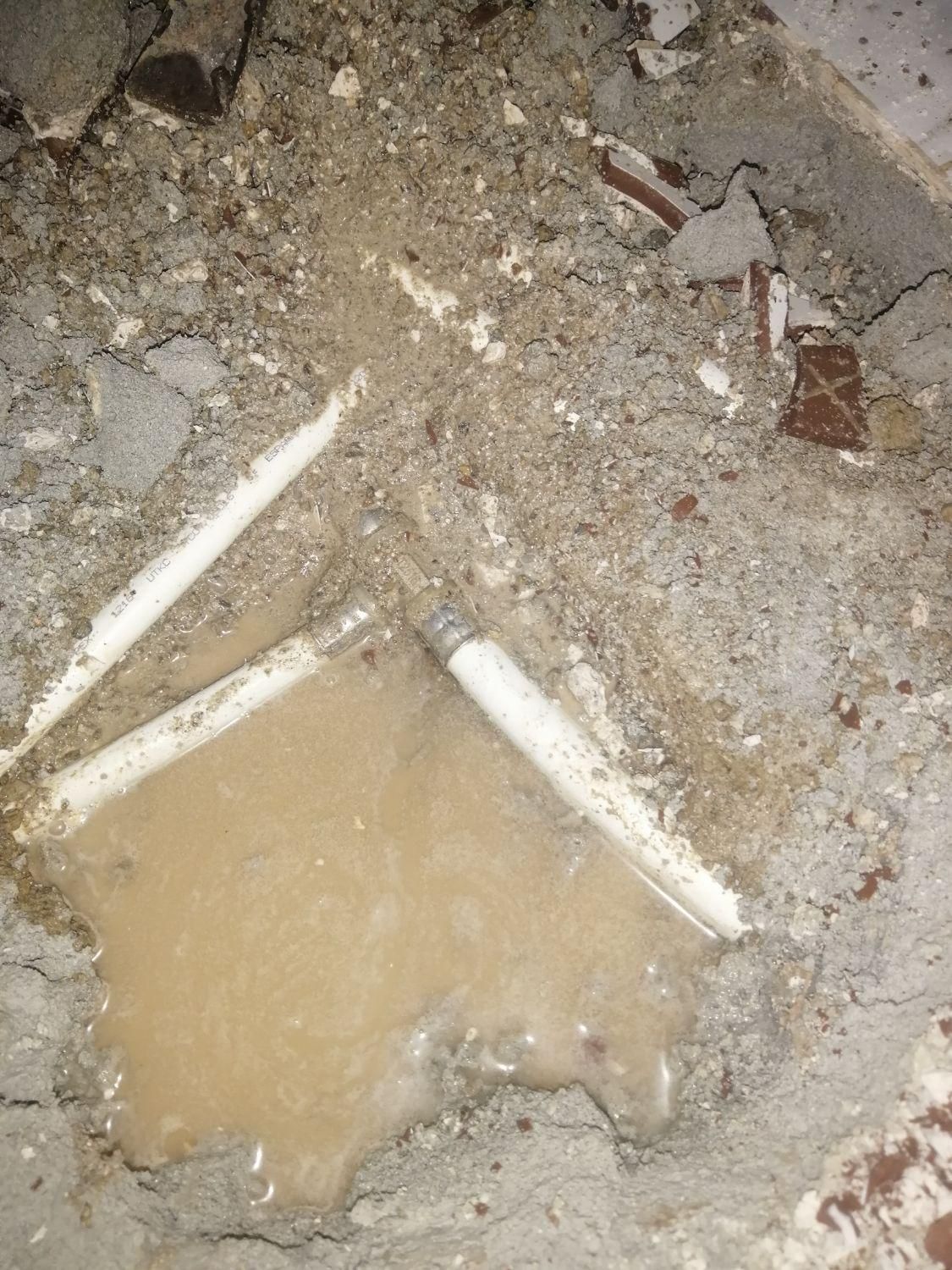 نشت یابی لوله آب با دستگاه دیجیتال و عیب یابی کابل|خدمات پیشه و مهارت|ارومیه, |دیوار