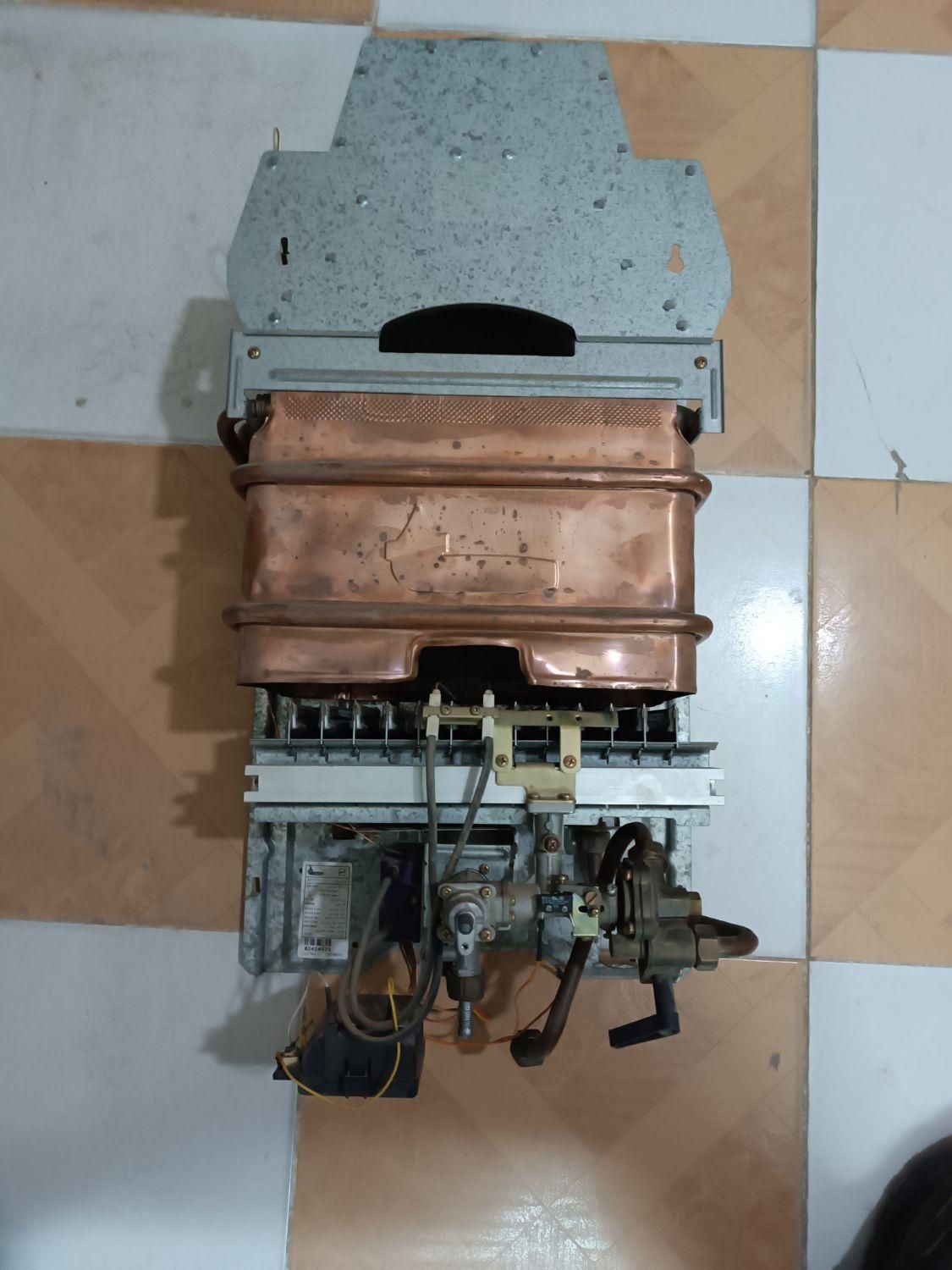 آب گرمکن گازی برقی بوتان B3215|آبگرمکن، پکیج، شوفاژ|زابل, |دیوار