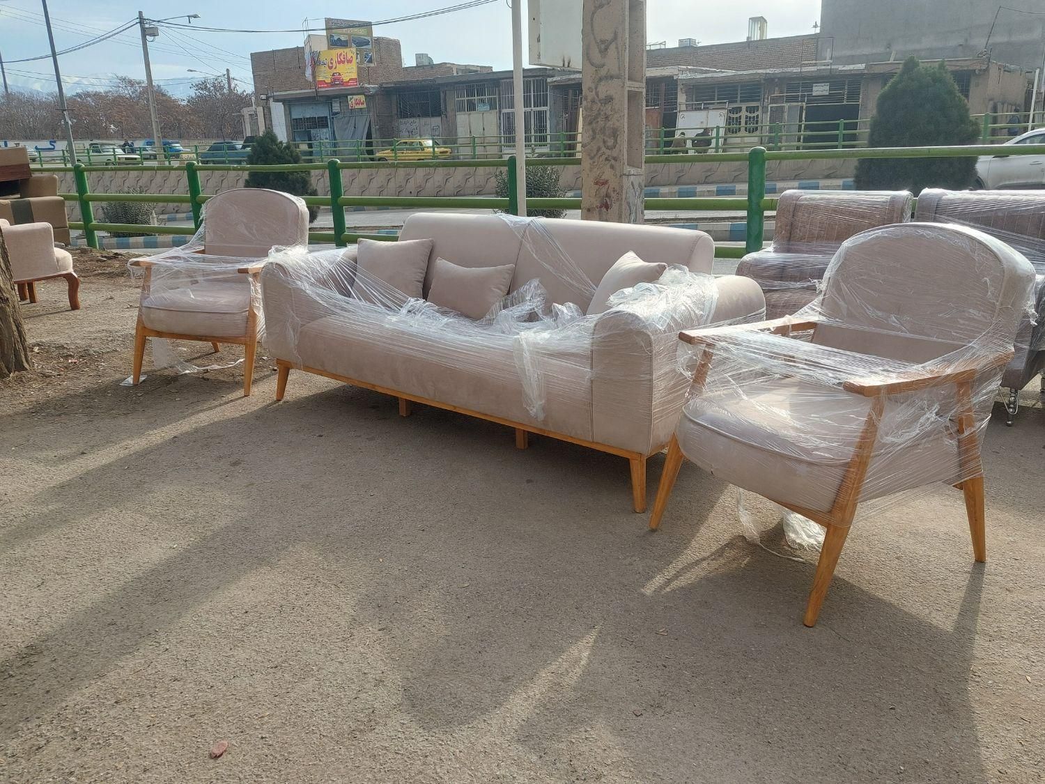 مینیمال ۸نفره چک 6ماهه|مبلمان خانگی و میز عسلی|نیشابور, |دیوار