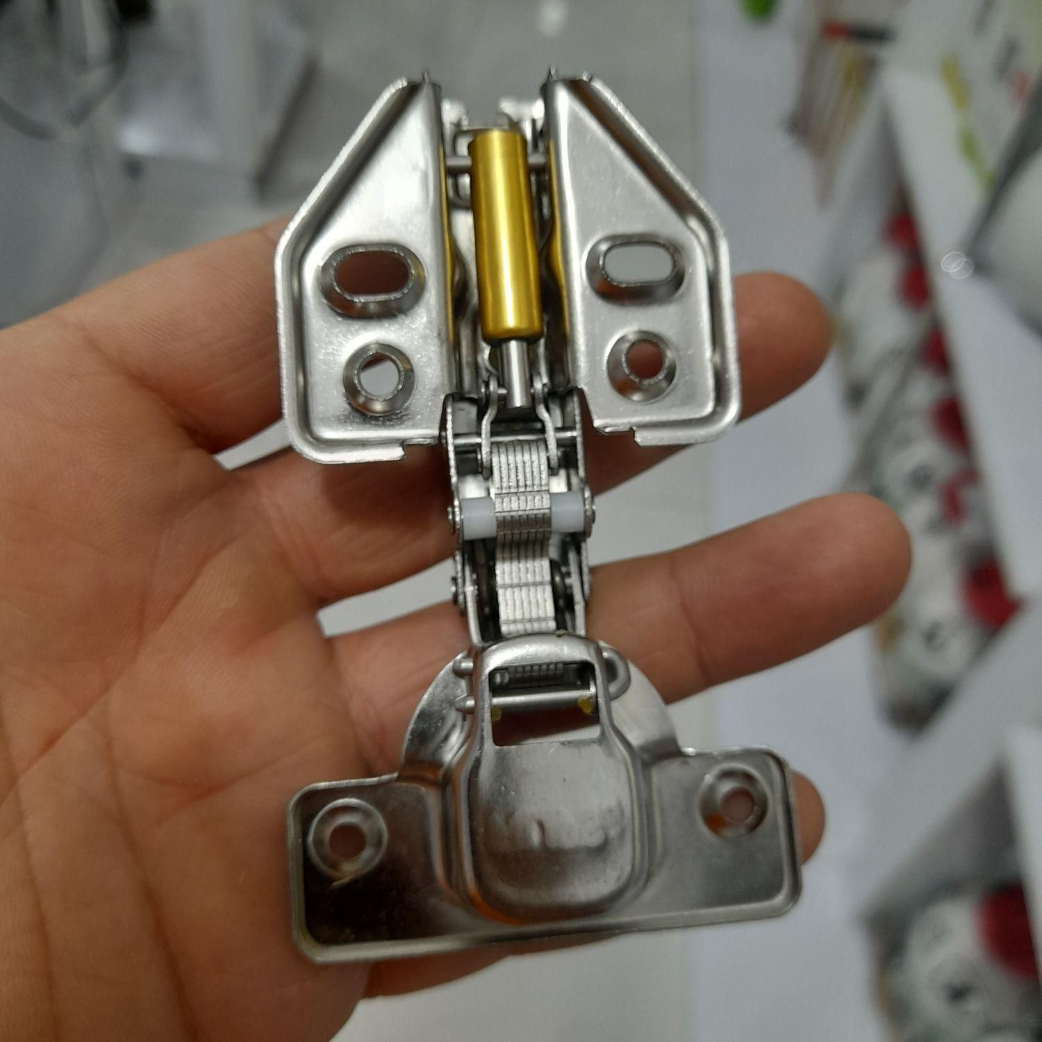 لولا گازور آرام بند یا پمپی ام دی اف MDf کابینت|مصالح و تجهیزات ساختمان|کیش, |دیوار