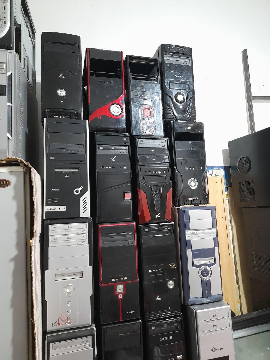 خریداره کیس و مانیتور قدیمی جدید سالم خراب|رایانه رومیزی|ارومیه, |دیوار