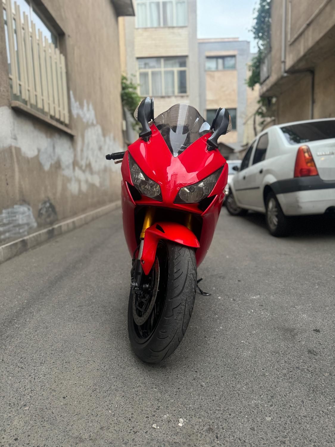 cbr1000 سی بی ار ۱۰۰۰ cb1300|موتورسیکلت|تهران, میرداماد|دیوار