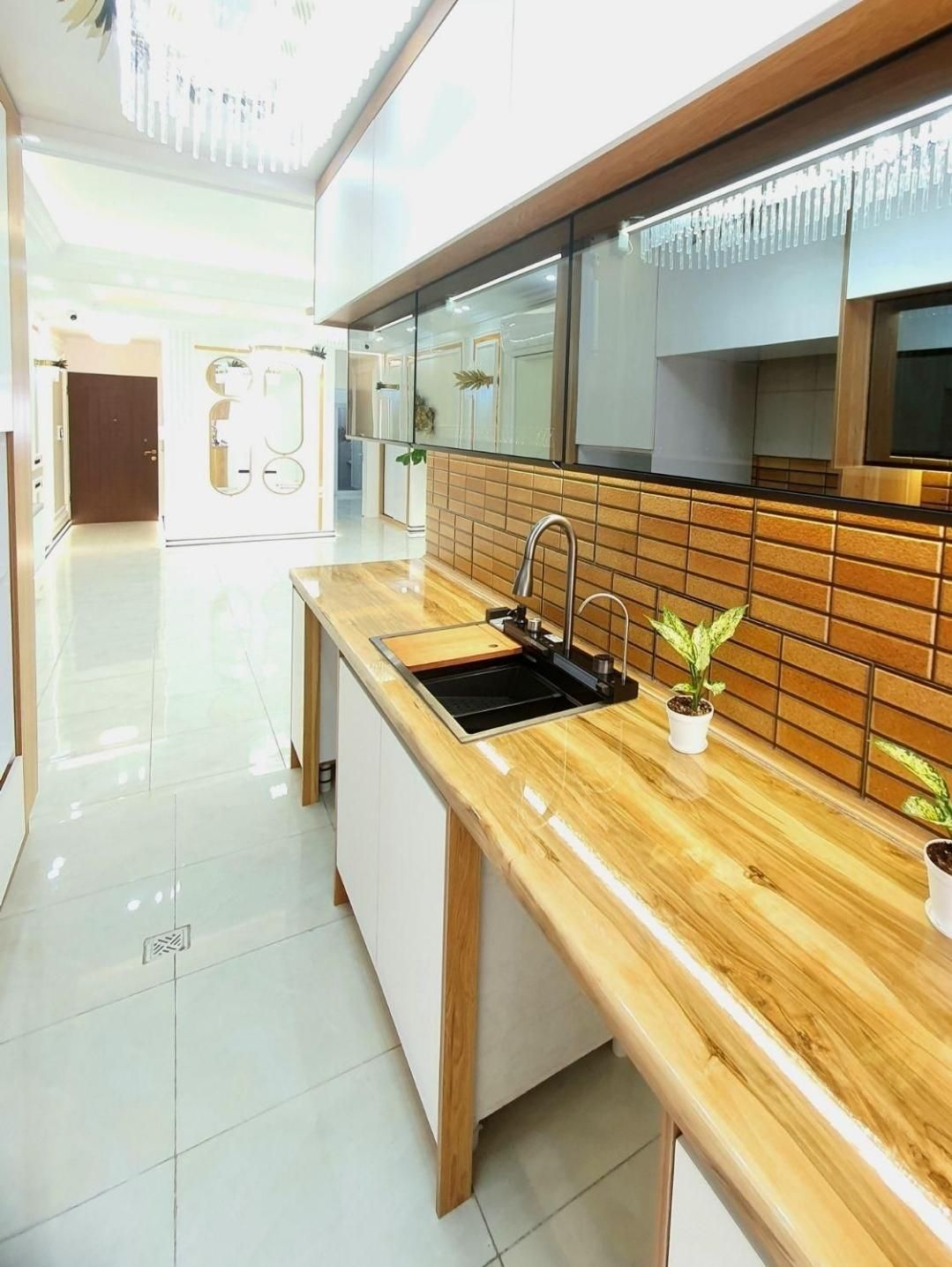 فاز ۷ ،فول دیزاین و مدرن ،زیر قیمت منطقه،|فروش آپارتمان|هشتگرد, شهرک پامچال|دیوار