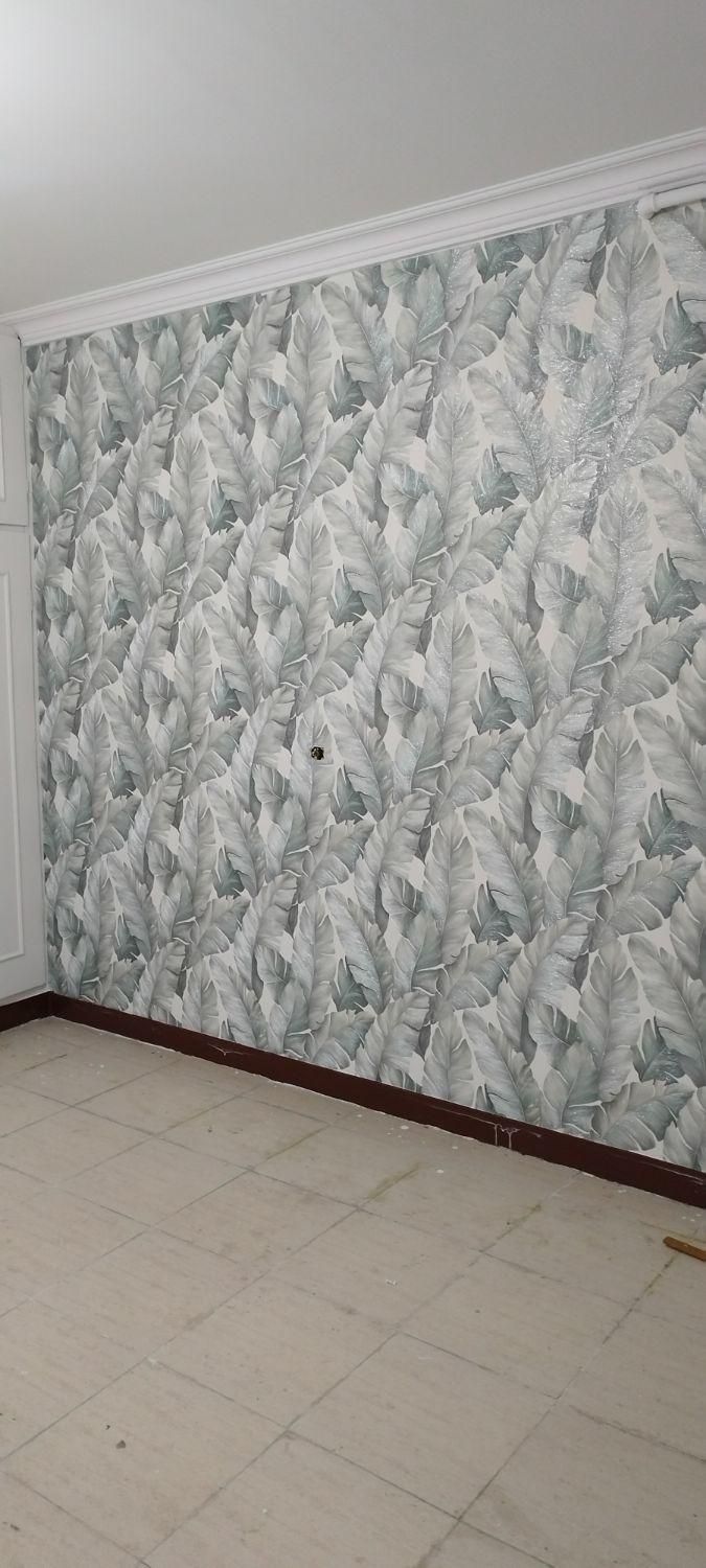 نصاب  کاغذ دیواری و پوستر|خدمات پیشه و مهارت|اهواز, سپیدار|دیوار