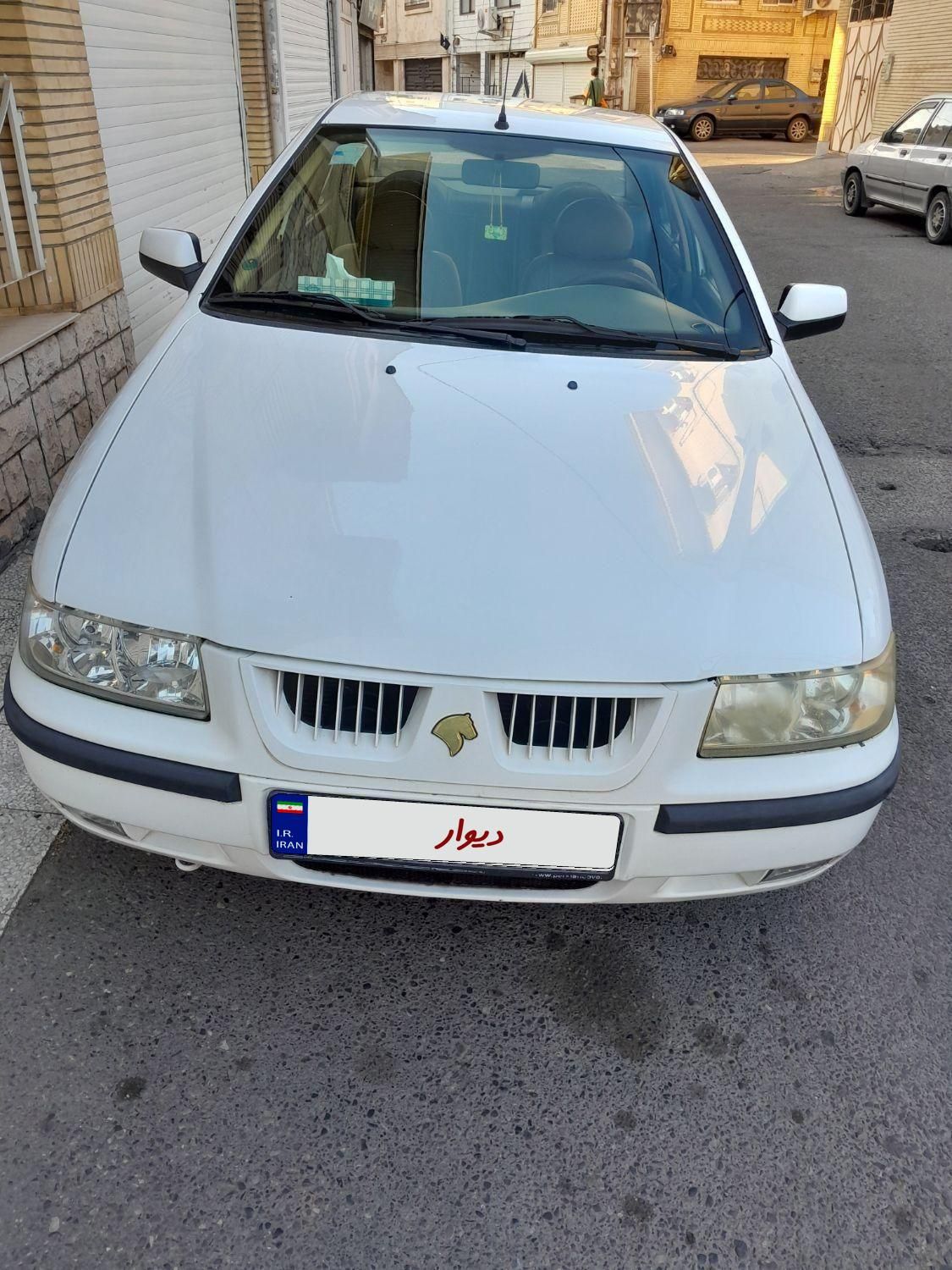 سمند مدل۹۳ باکارکرد۹۱۰۰۰ بیمه تا برج۹|خودرو سواری و وانت|رشت, باقرآباد|دیوار