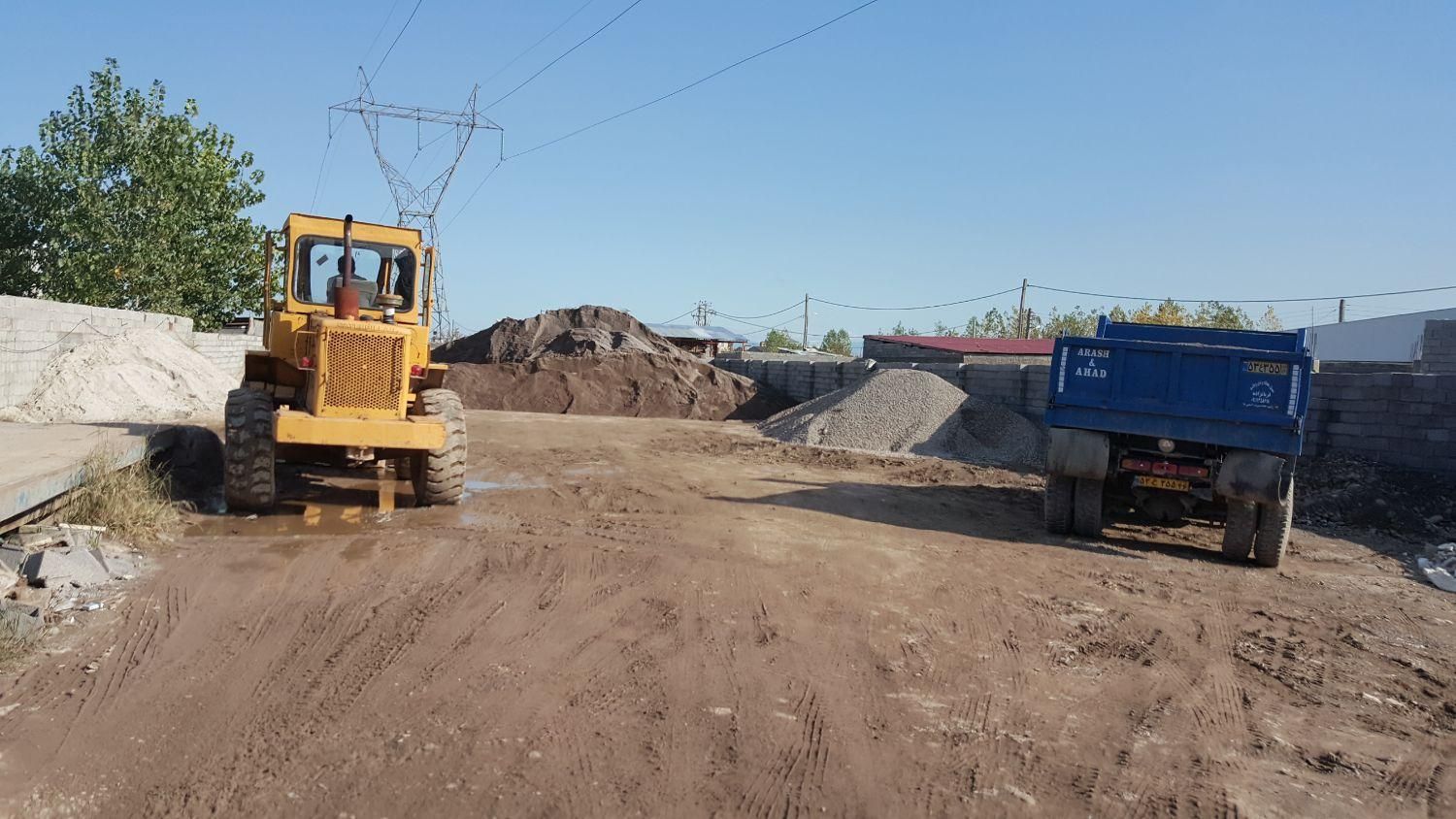 شن و ماسه قربانزاده|خدمات حمل و نقل|رشت, سلیمانداراب|دیوار