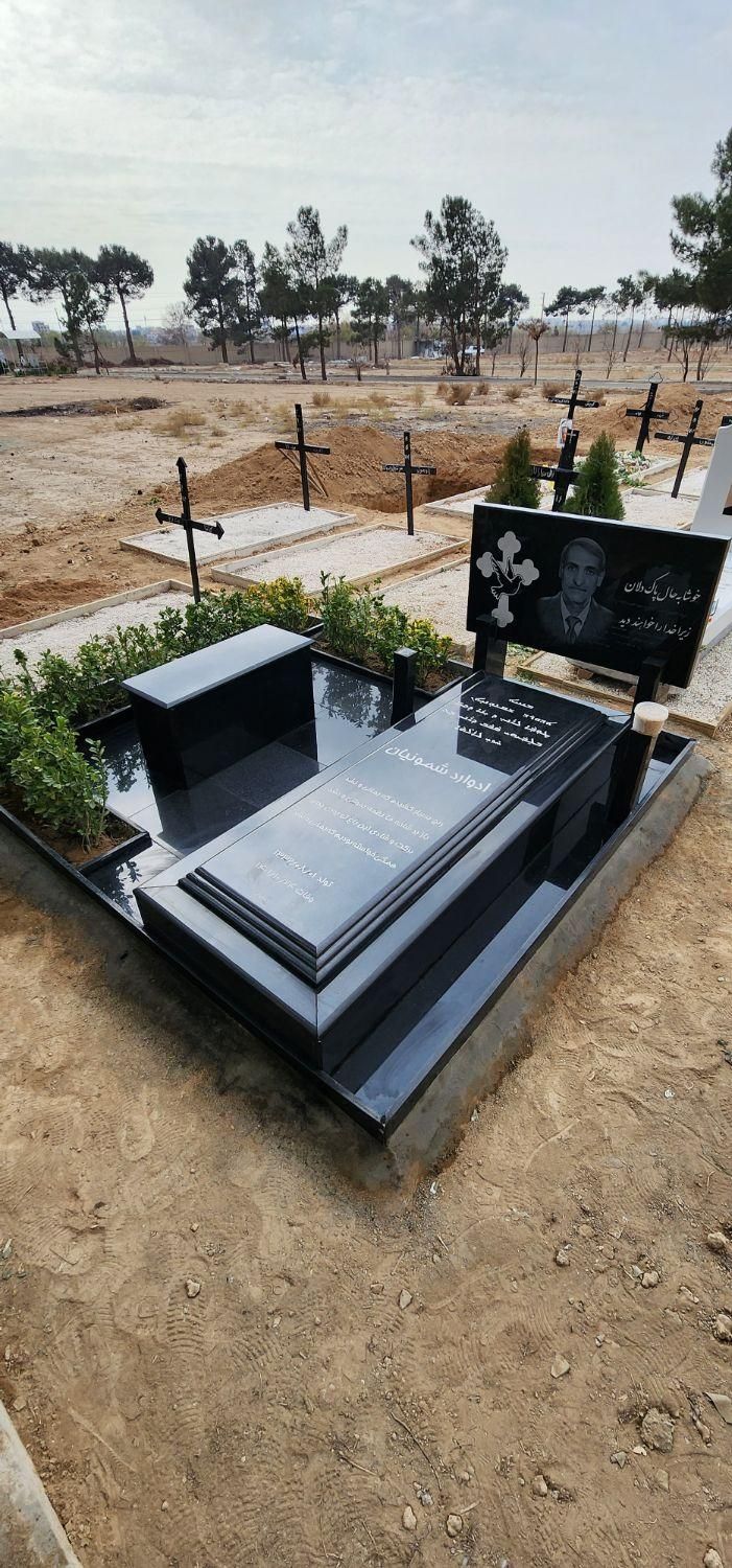 سرای سنگ مزار و سنگ قبر طالبی|عمده‌فروشی|باقرشهر, |دیوار