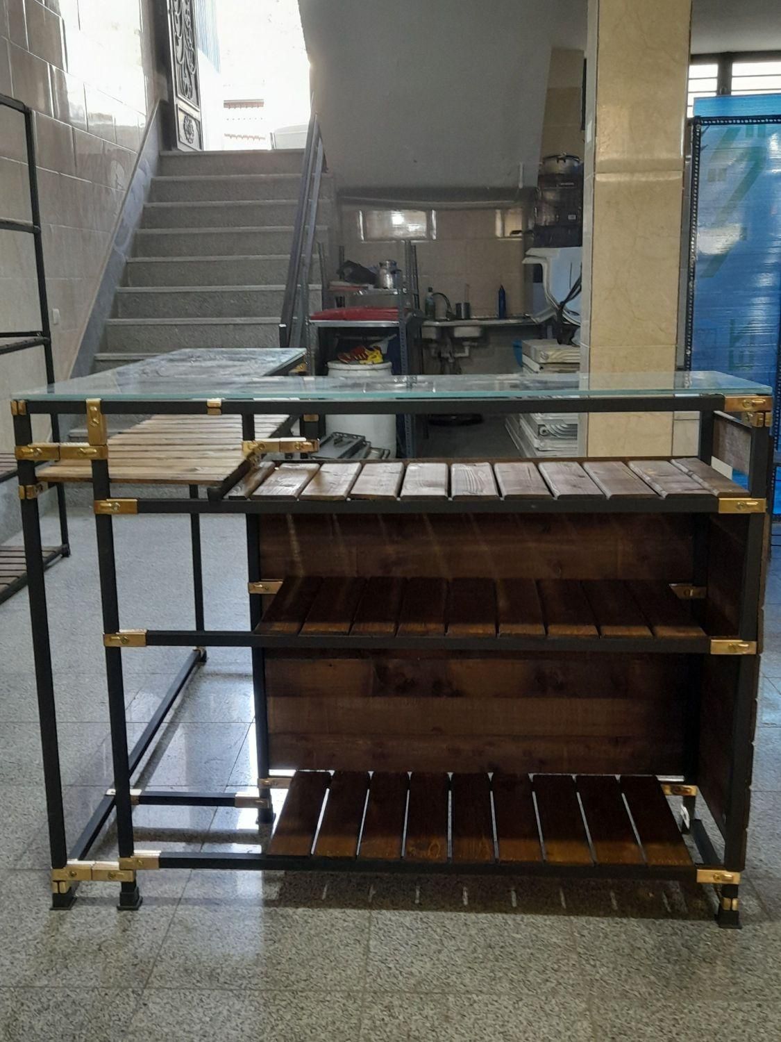 دکور پیشخوان قفسه شلف رگال ویترین کتابخانه|فروشگاه و مغازه|تهران, اتابک|دیوار