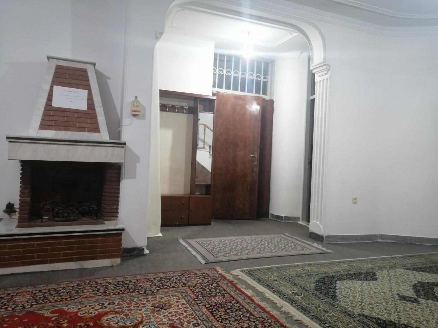 اجاره سوئیت و منزل دو خوابه و سه خوابه مستقل تمیز|اجارهٔ کوتاه‌مدت آپارتمان و سوئیت|ساری, |دیوار