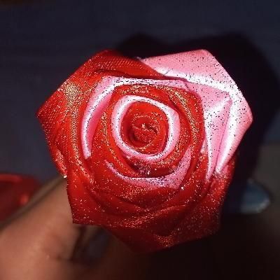 گل رز روبانی|صنایع دستی و سایر لوازم تزئینی|میناب, |دیوار