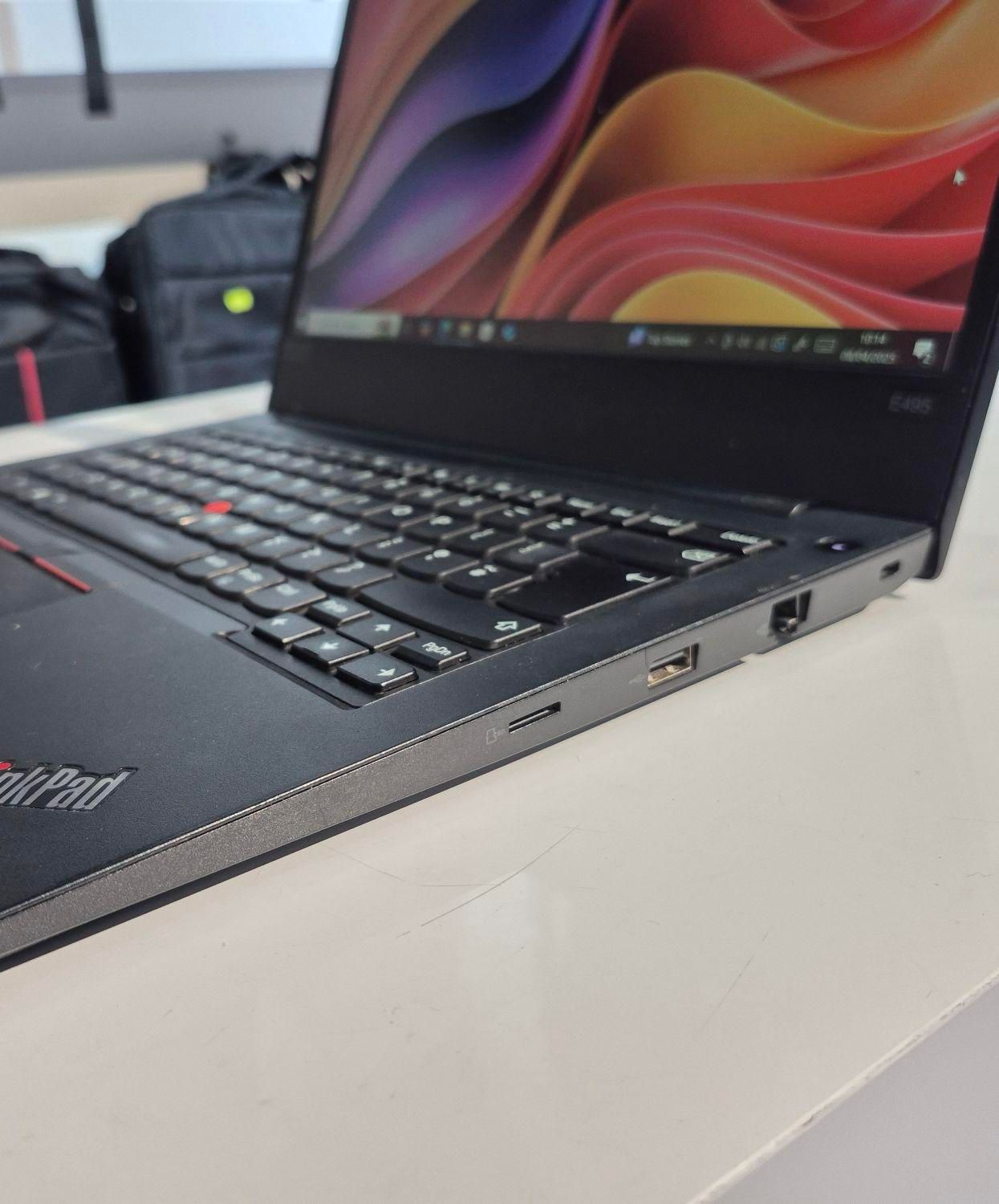 لپتاپ گرافیکدار مهندسی Lenovo نسل 9 رم 16 گارانتی|رایانه همراه|تهران, میرداماد|دیوار