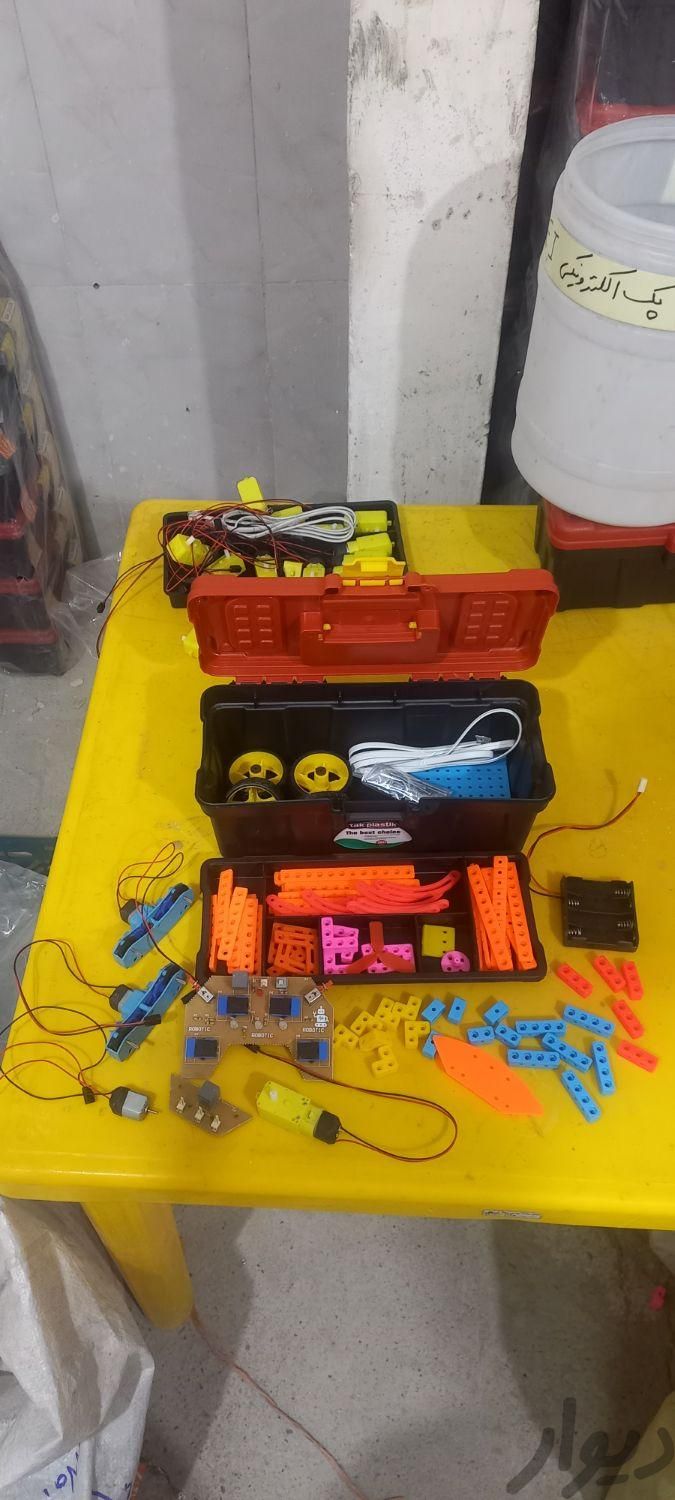 انواع جعبه و پک های )رباتیک و (چرتکه به نظر مربی|اسباب‌ بازی|تهران, بازار|دیوار
