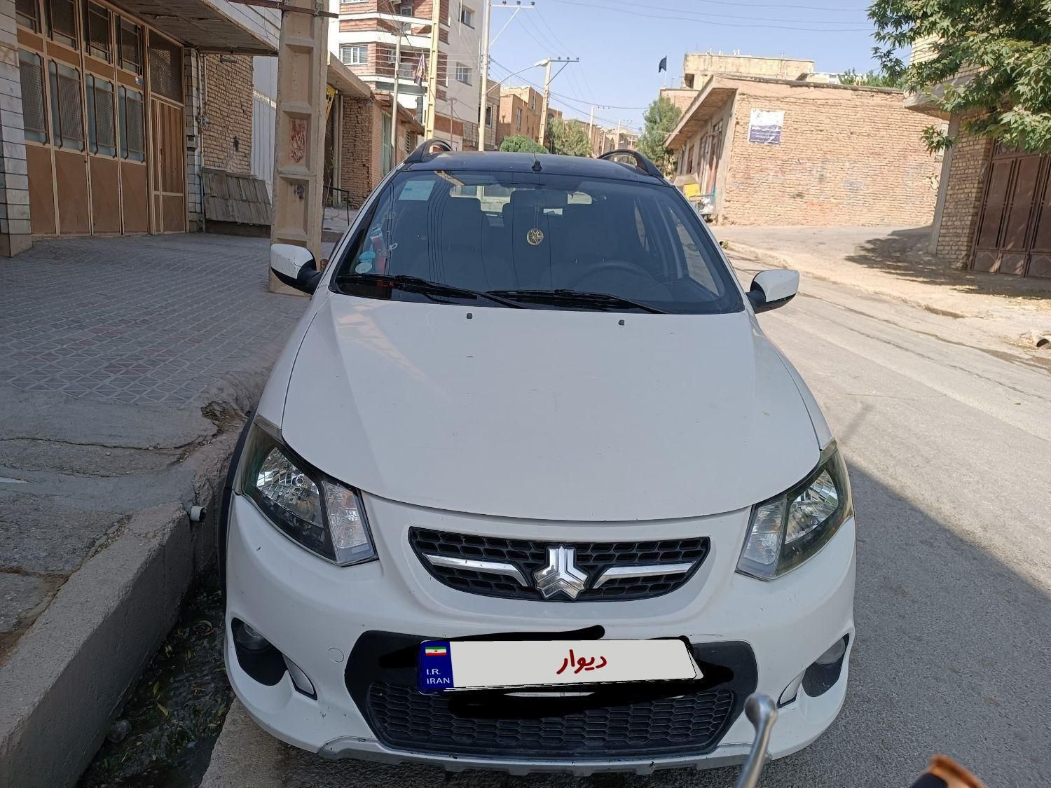 R کوئیک    1400|خودرو سواری و وانت|شهرکرد, |دیوار