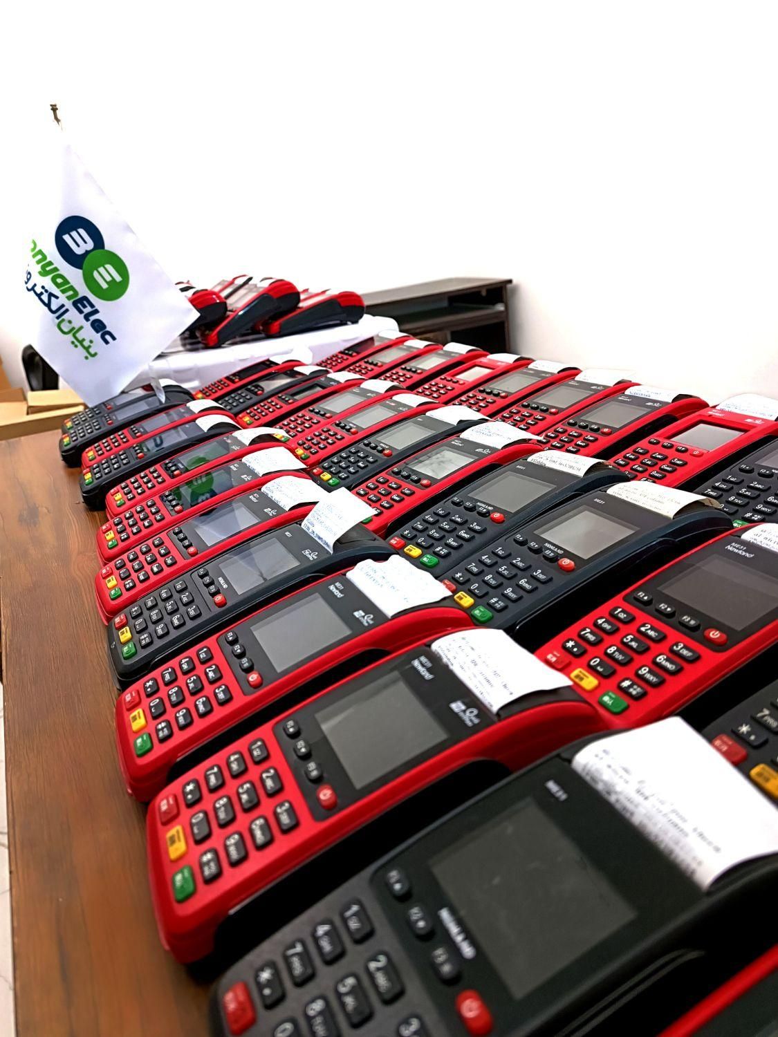 پوز بیسیم کارت خوان سیار برند PAX|فروشگاه و مغازه|تبریز, |دیوار