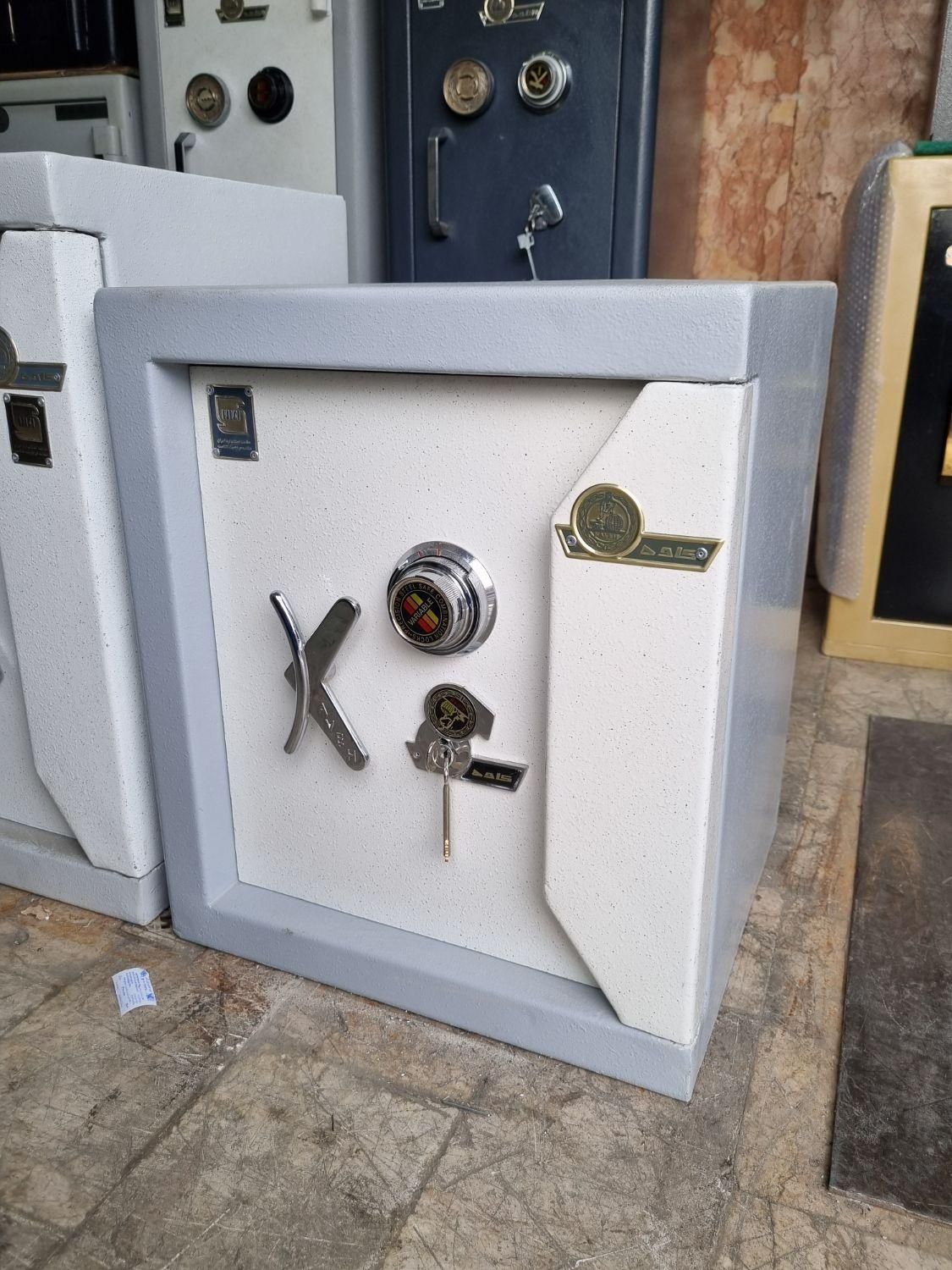 گاوصندوق کاوه مدل سدید ۶۲۰kr گاو صندوق|ابزارآلات|تهران, شهرک طالقانی|دیوار