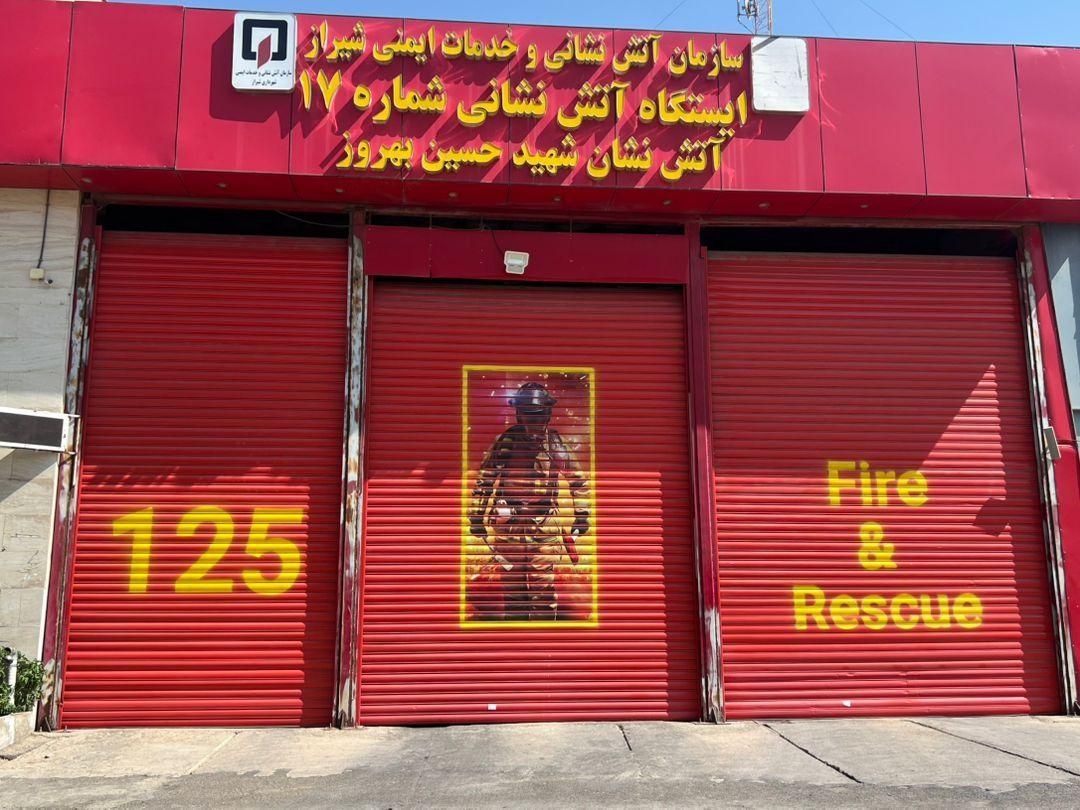 نصب استیکر و مش و روزرنگ و دودی و ونیل و...|خدمات پیشه و مهارت|شیراز, شهرک والفجر|دیوار