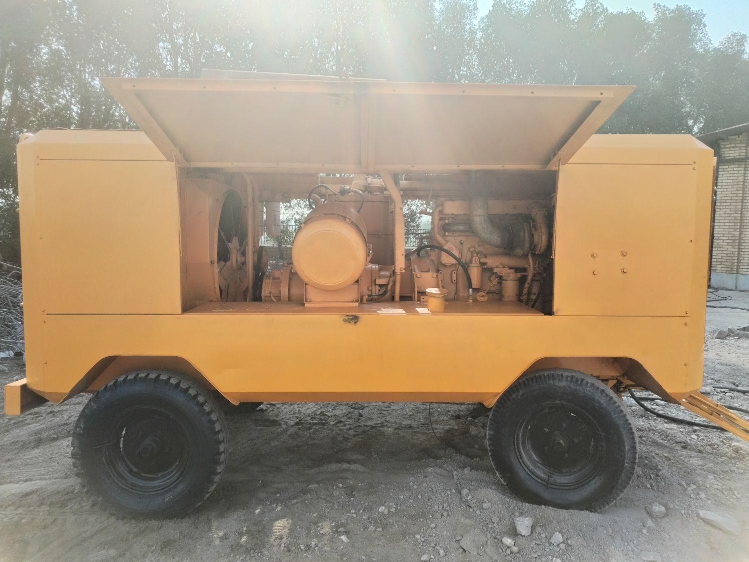فروش کمپرسور vhp700 ingersoll rand|ماشین‌آلات صنعتی|اهواز, زیتون کارمندی|دیوار