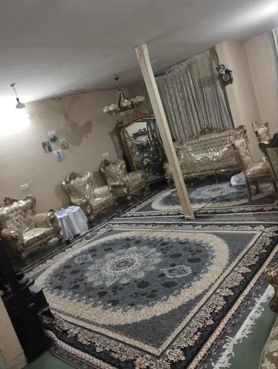 قابل تبدیل بازسازی شده جی خ لاله طبقه اول راه مجزا|اجارهٔ آپارتمان|اصفهان, شهید رجایی|دیوار