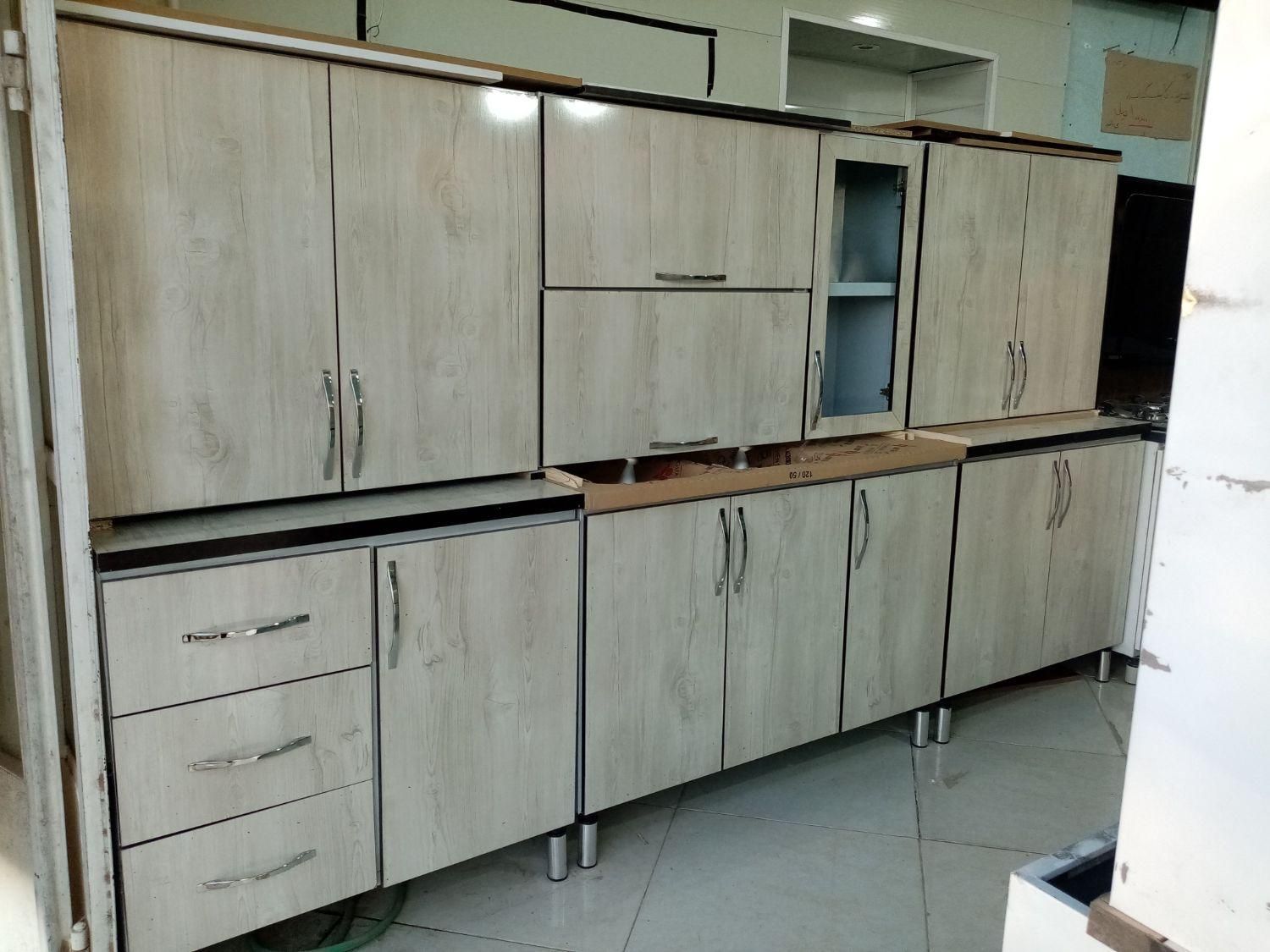 کابینت آماده نو مناسب مستاجر|مصالح و تجهیزات ساختمان|کرمان, |دیوار