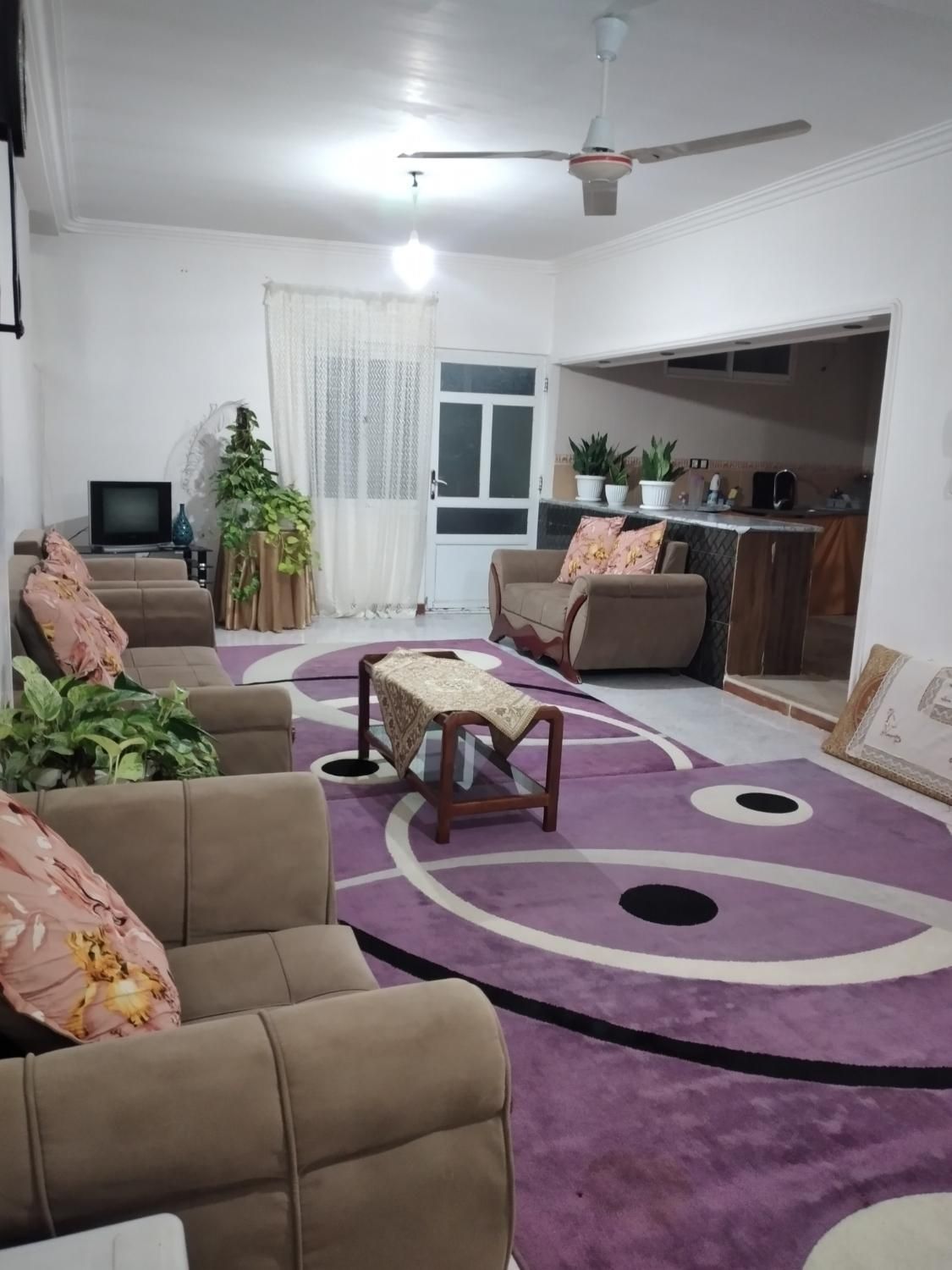 اجاره روزانه سوئیت|اجارهٔ کوتاه‌مدت آپارتمان و سوئیت|قائم‌شهر, |دیوار