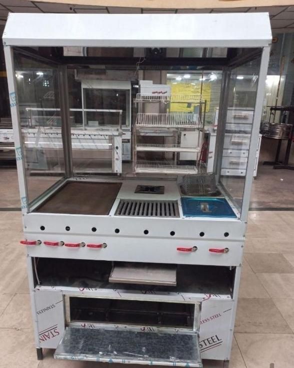 فر استیل ساندویچی و دیزی پزی وفلافلی+یخچال ایستا|کافیشاپ و رستوران|الشتر, |دیوار