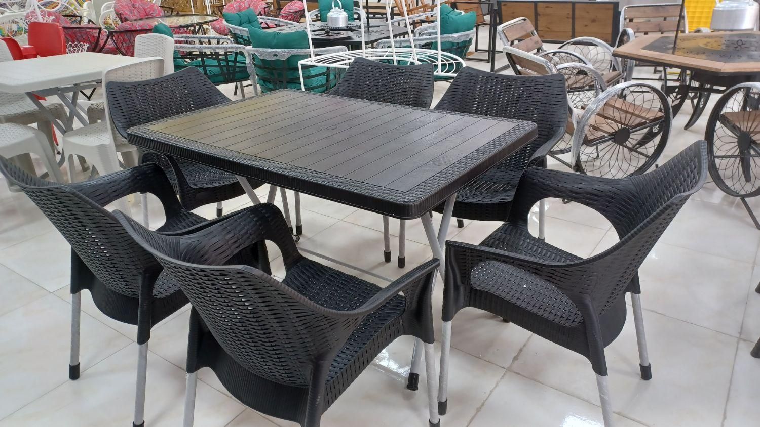 میز و صندلی غذاخوری پایه فلزی تاشو مدل کامفورت|میز و صندلی غذاخوری|چهارباغ, |دیوار