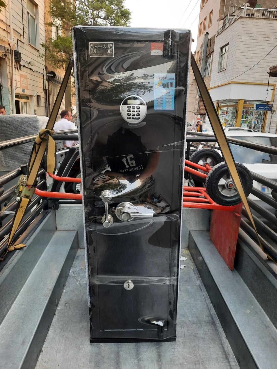 گاوصندوق جادار ( گاو صندوق بلند کوتاه حجیم)|ابزارآلات|تهران, شهرک طالقانی|دیوار