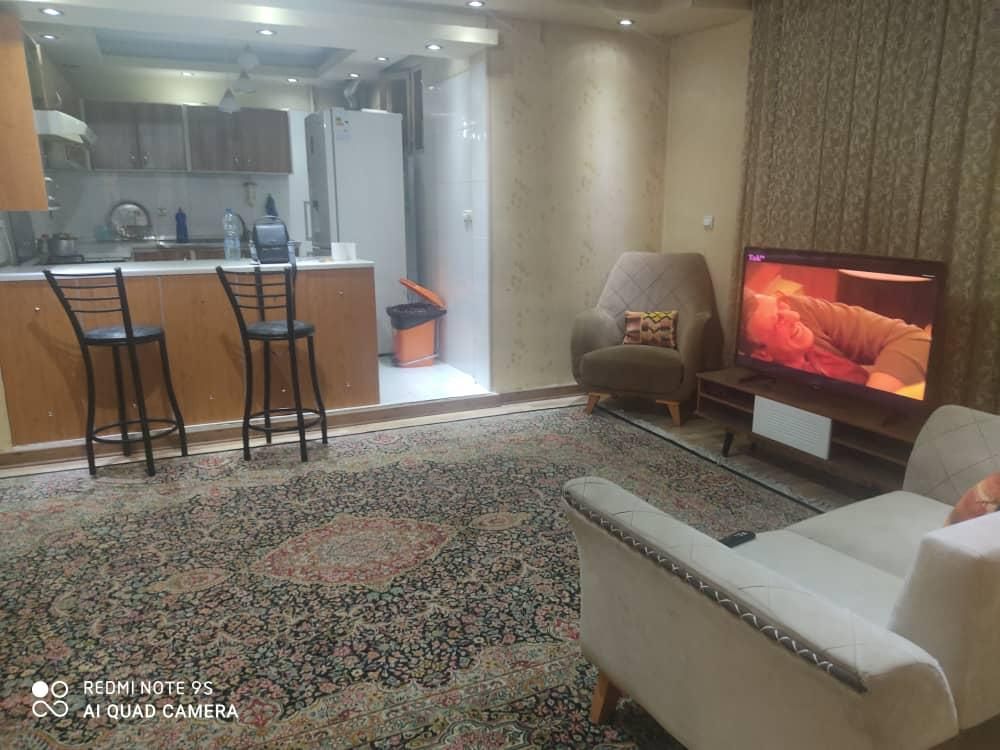 مبله اجاره ای دوکوهک گلستان گویم مبله|اجارهٔ کوتاه‌مدت آپارتمان و سوئیت|شیراز, شهرک گلستان|دیوار
