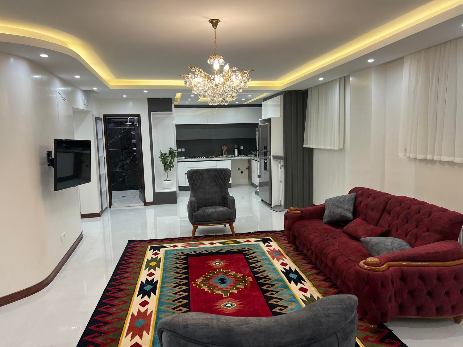 اجاره یک ودوخواب مجاورت نقش جهان باپارکینگ اختصاصی|اجارهٔ کوتاه‌مدت آپارتمان و سوئیت|اصفهان, خواجو|دیوار