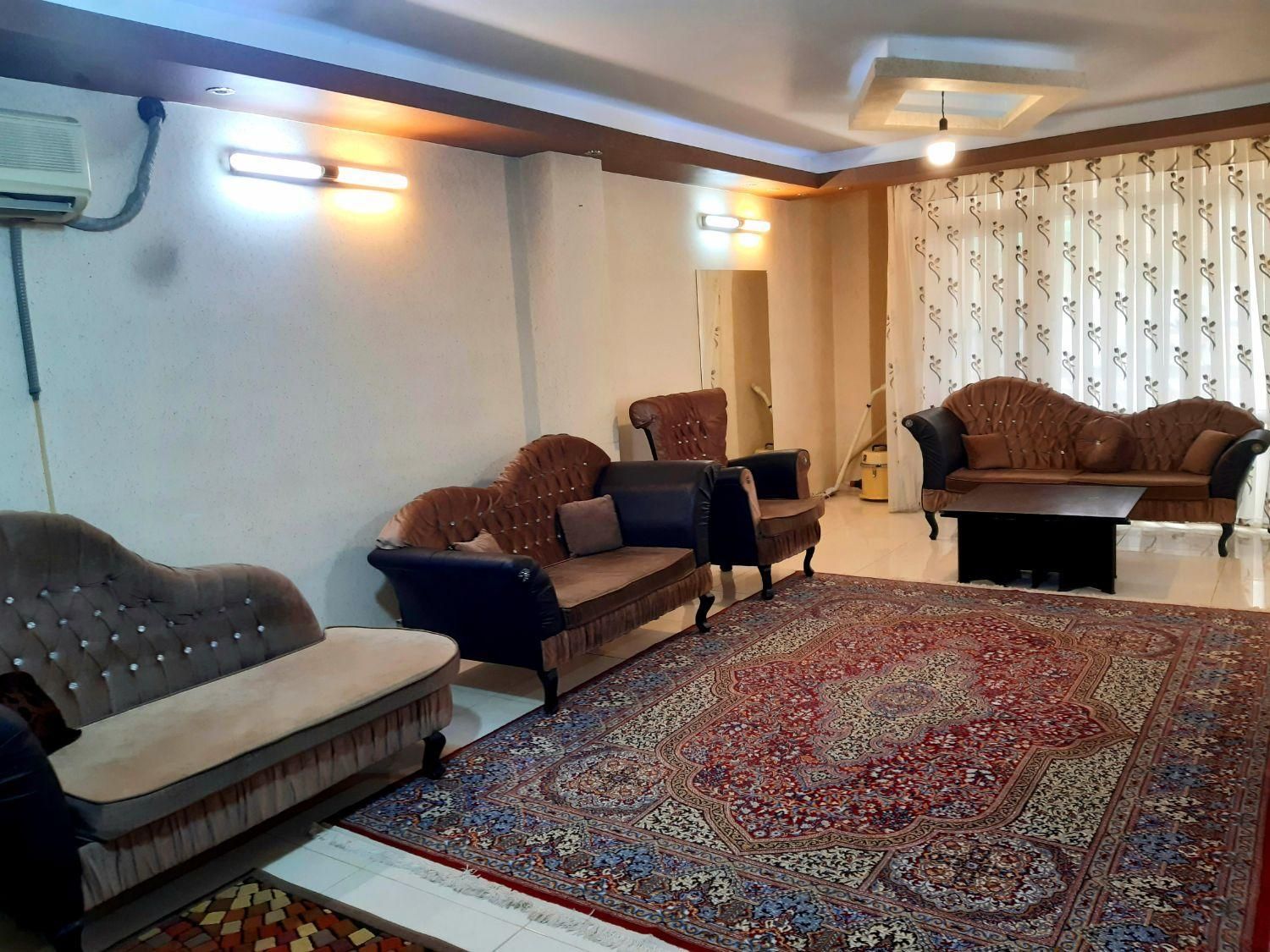 اجاره روزانه اپارتمان سوییت مبله گردشگری مسافری|اجارهٔ کوتاه‌مدت آپارتمان و سوئیت|اصفهان, شاهزاده ابراهیم|دیوار