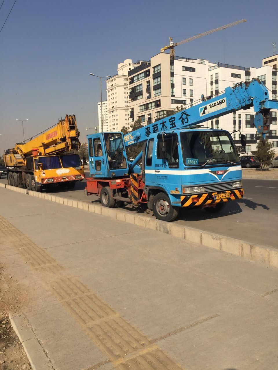 جرثقیل دکل بلند سنگین و سبک و کفی و همچنین سبد دار|خدمات حمل و نقل|تهران, شهرک غرب|دیوار