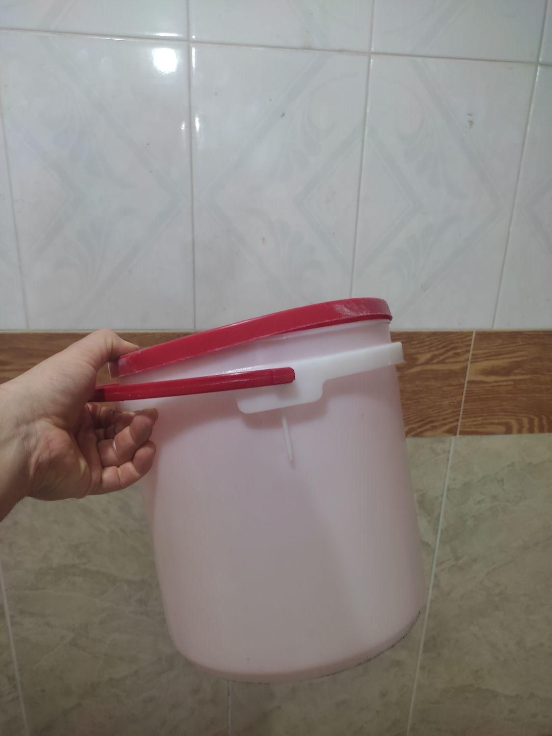 دبه ده کیلویی|ظروف نگهدارنده، پلاستیکی، یک‌بارمصرف|اردبیل, |دیوار