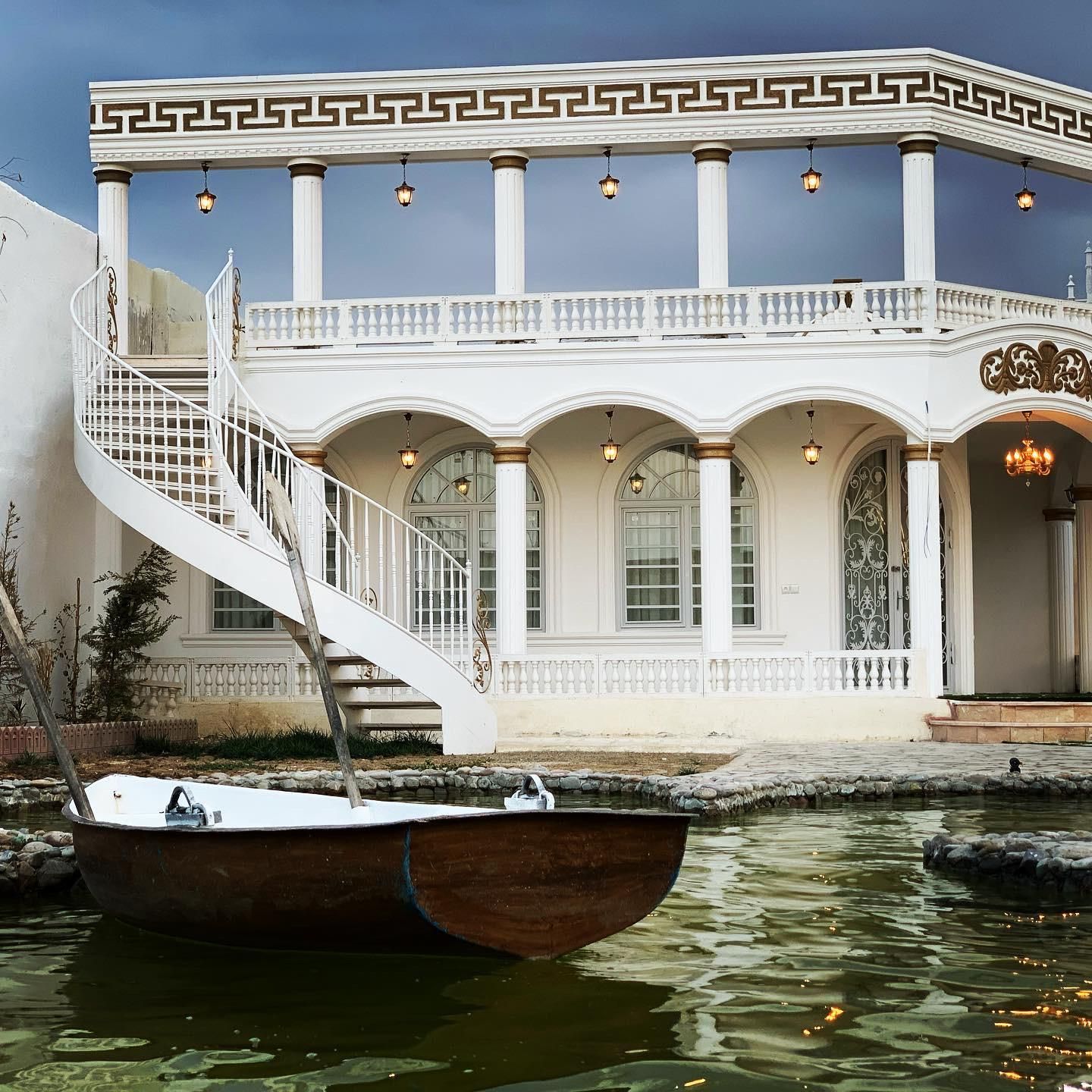 آتلیه عروس و دامادبا باغ خصوصی،هلی شات،ازدواج آسان|خدمات پذیرایی، مراسم|اصفهان, عسگریه|دیوار