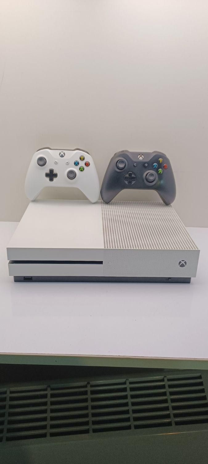 فروش اقساطی XBOX ONE S یک ترابایت|کنسول، بازی ویدئویی و آنلاین|آستانه اشرفیه, |دیوار