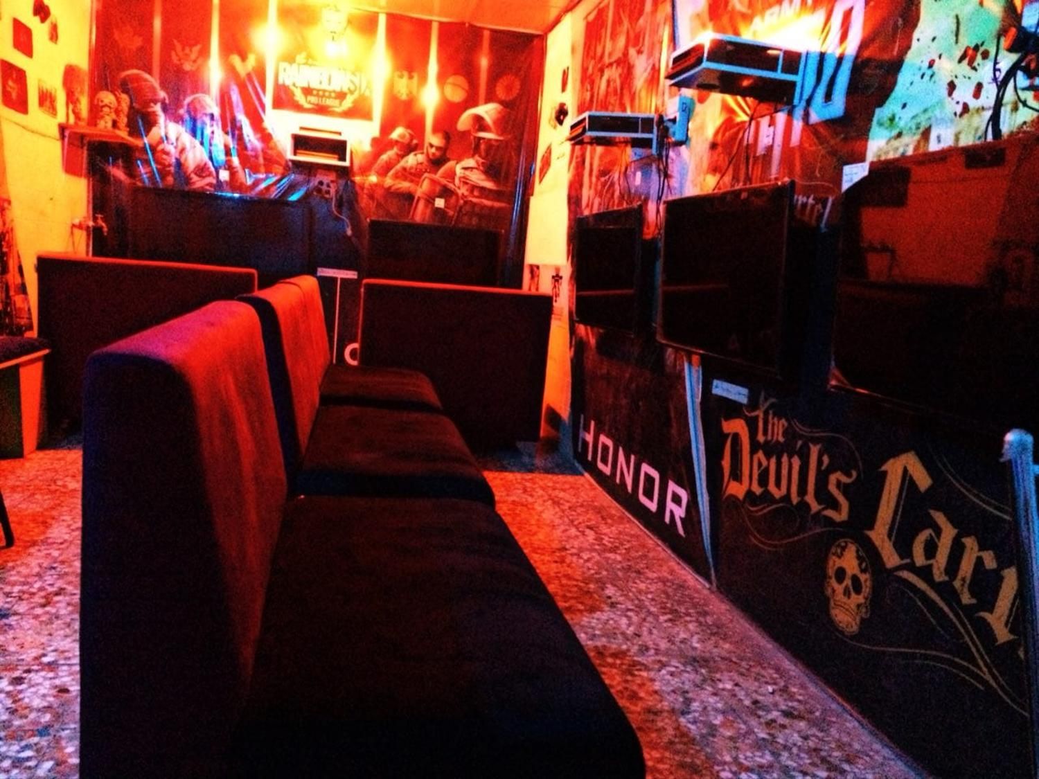 مبل گیم نت گیم سنتر پلی استیشن مدل ۰۱۸۵|کنسول، بازی ویدئویی و آنلاین|تهران, دانشگاه شریف|دیوار